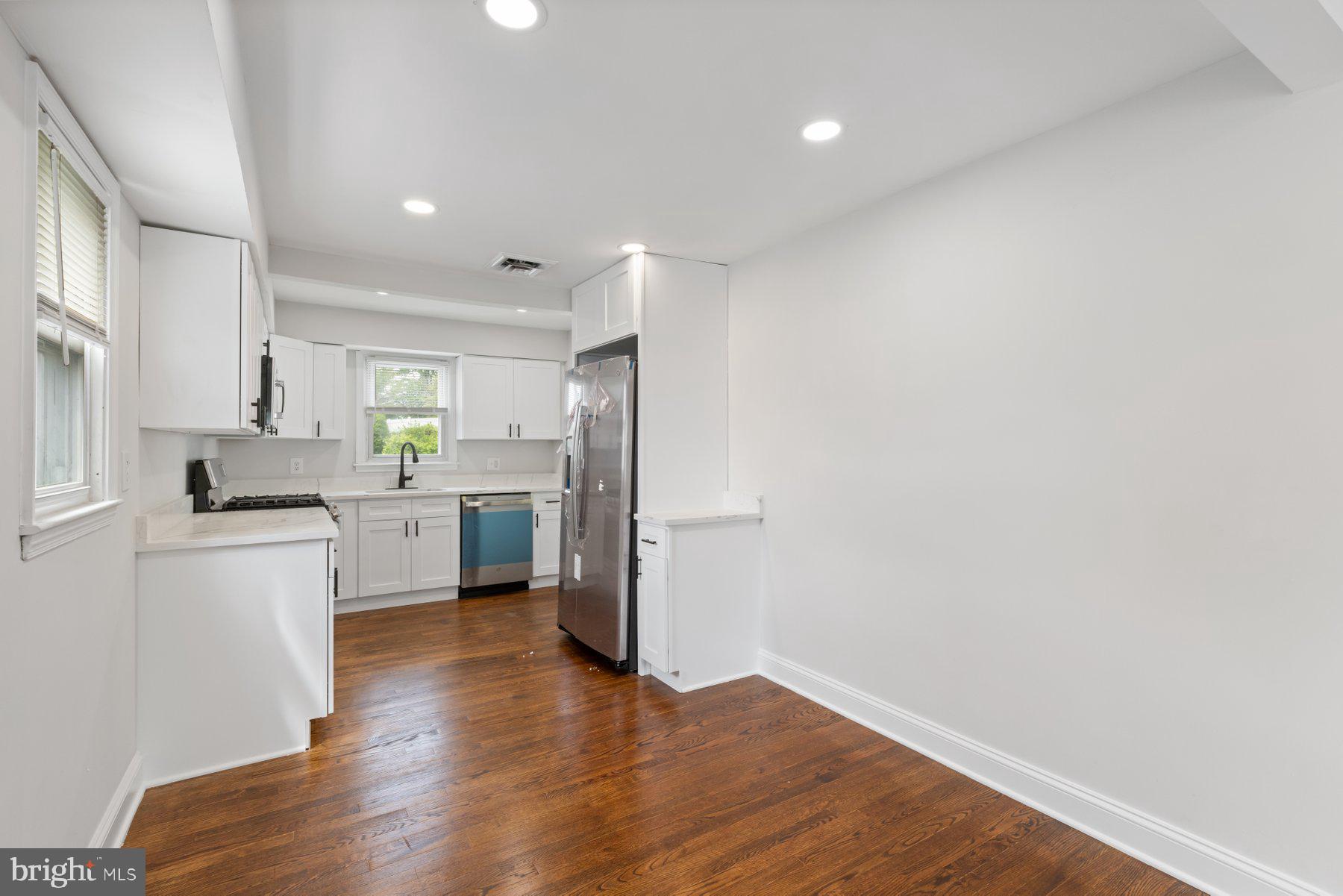 OAK SUMMIT - Residential