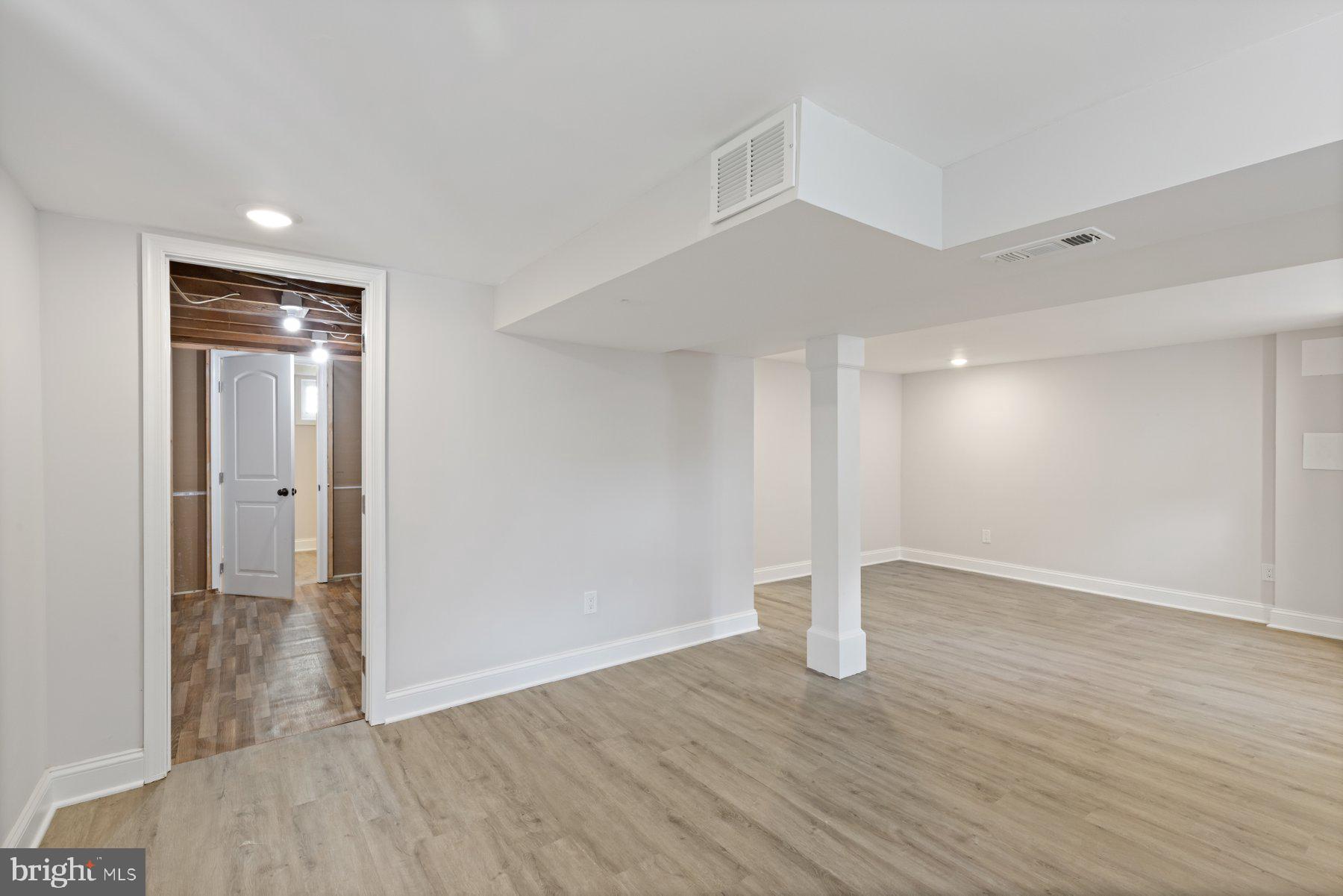 OAK SUMMIT - Residential