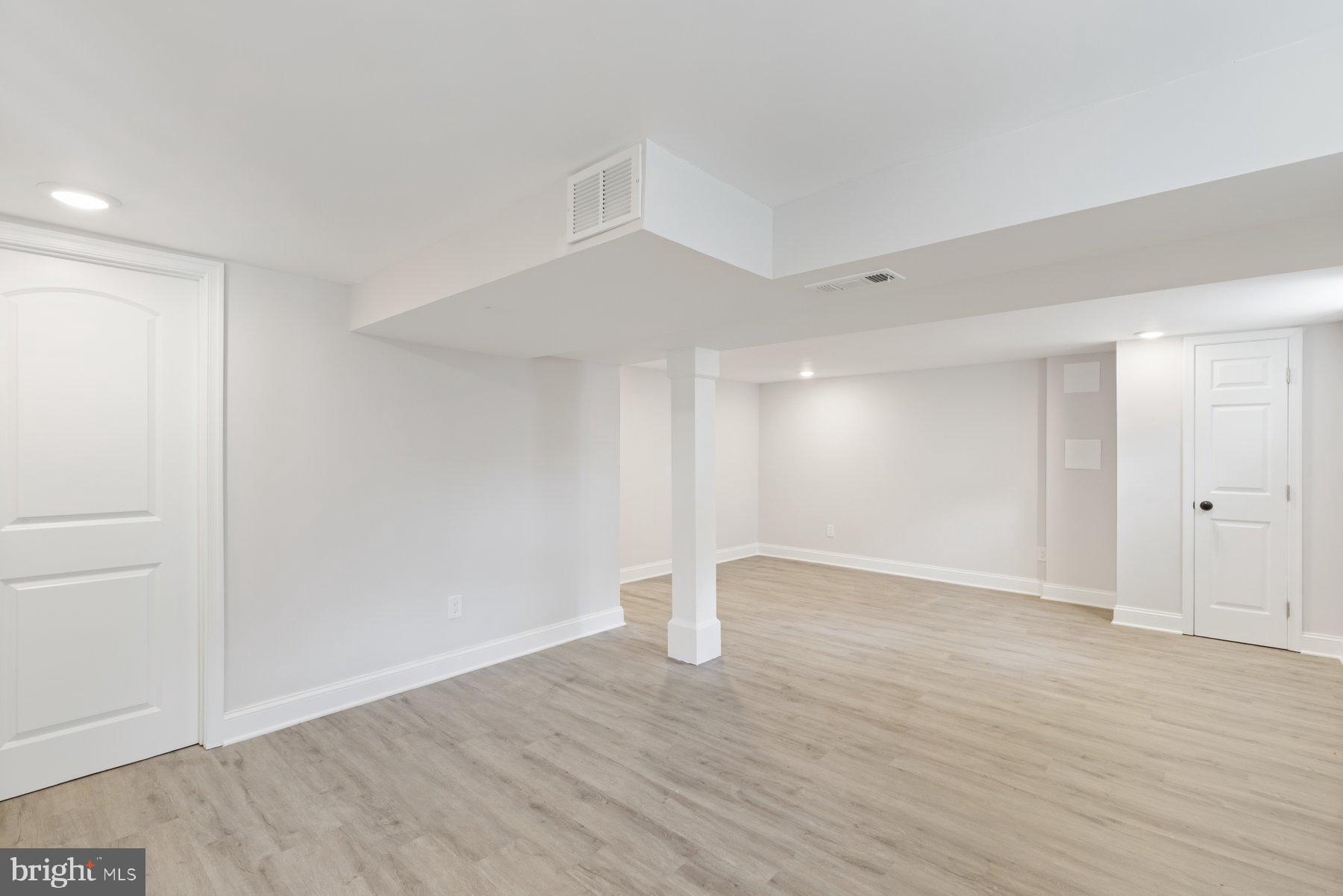 OAK SUMMIT - Residential