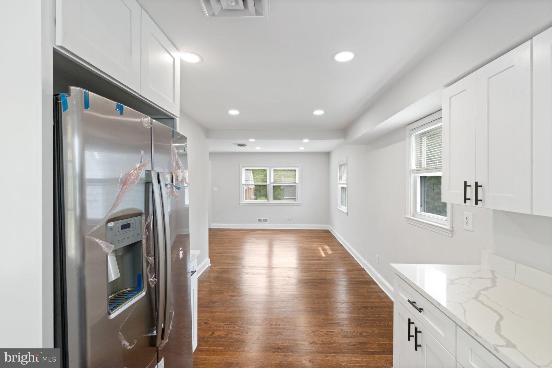 OAK SUMMIT - Residential