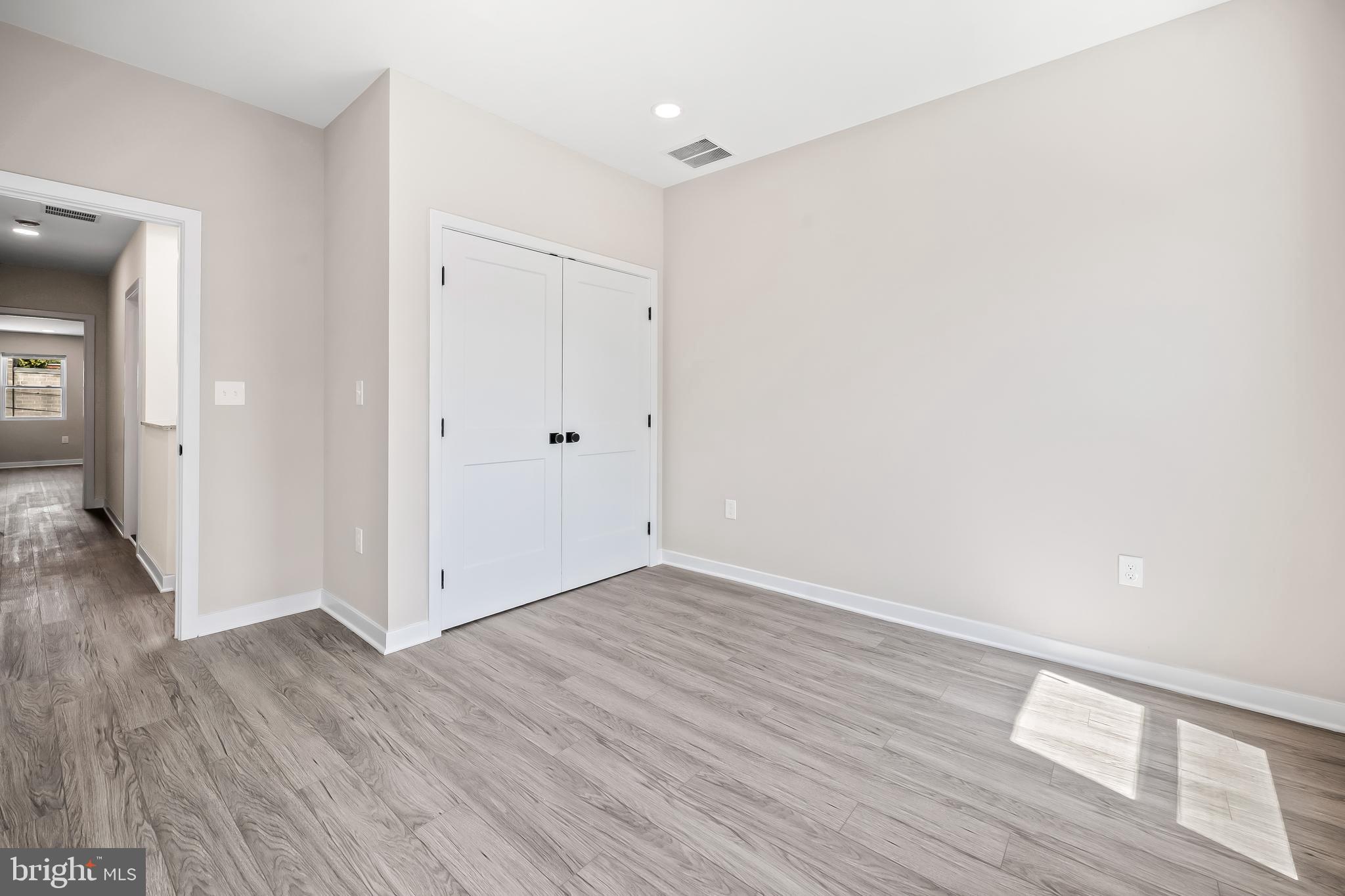 HARWOOD - Residential