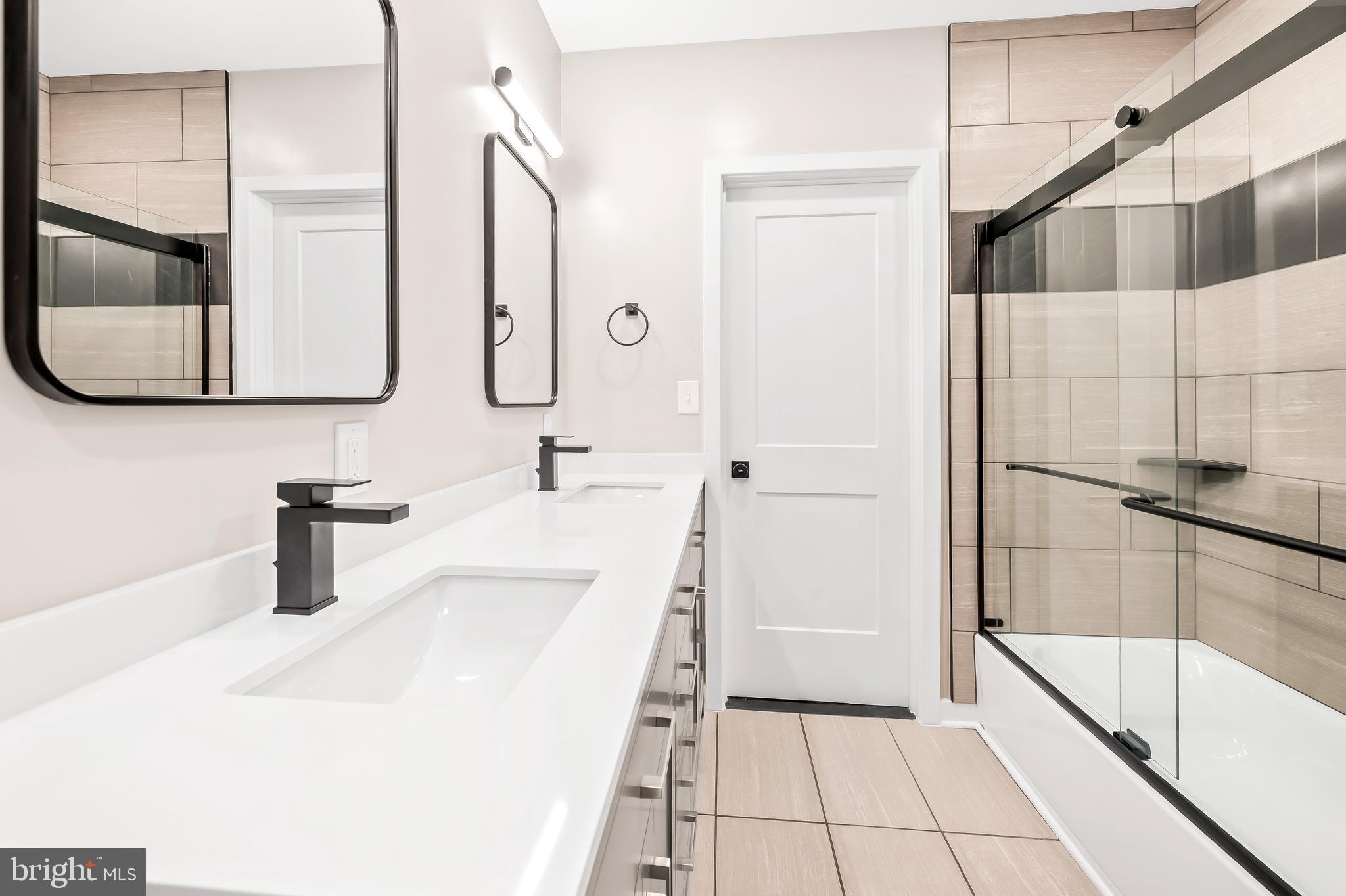 HARWOOD - Residential