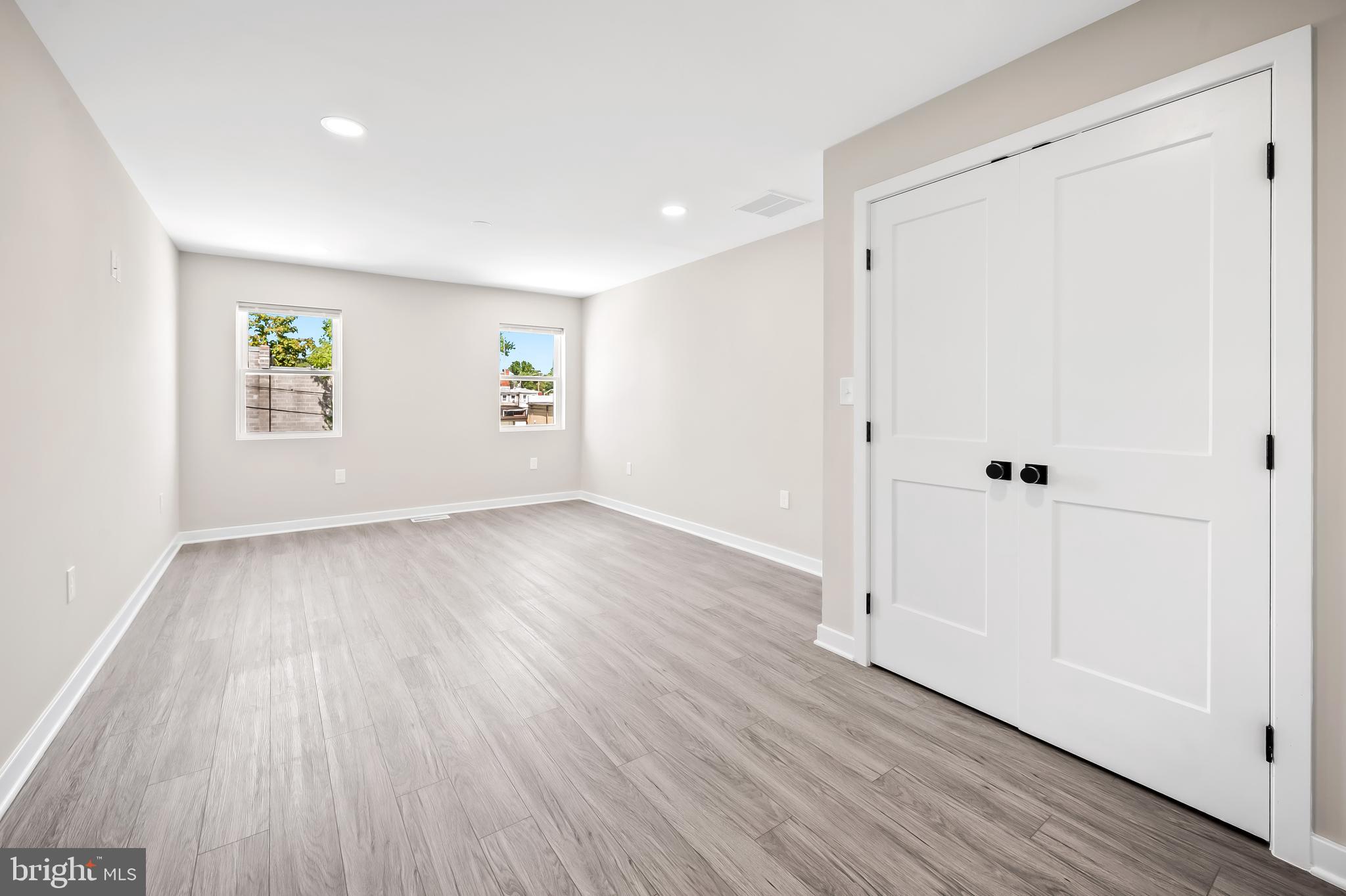 HARWOOD - Residential