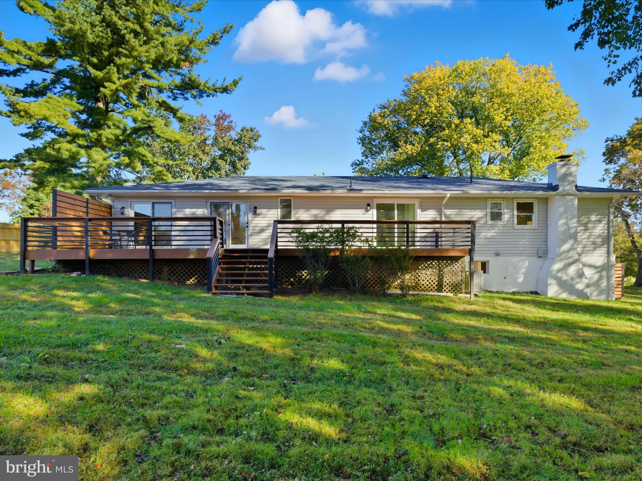 WILLOW GROVE - Residential