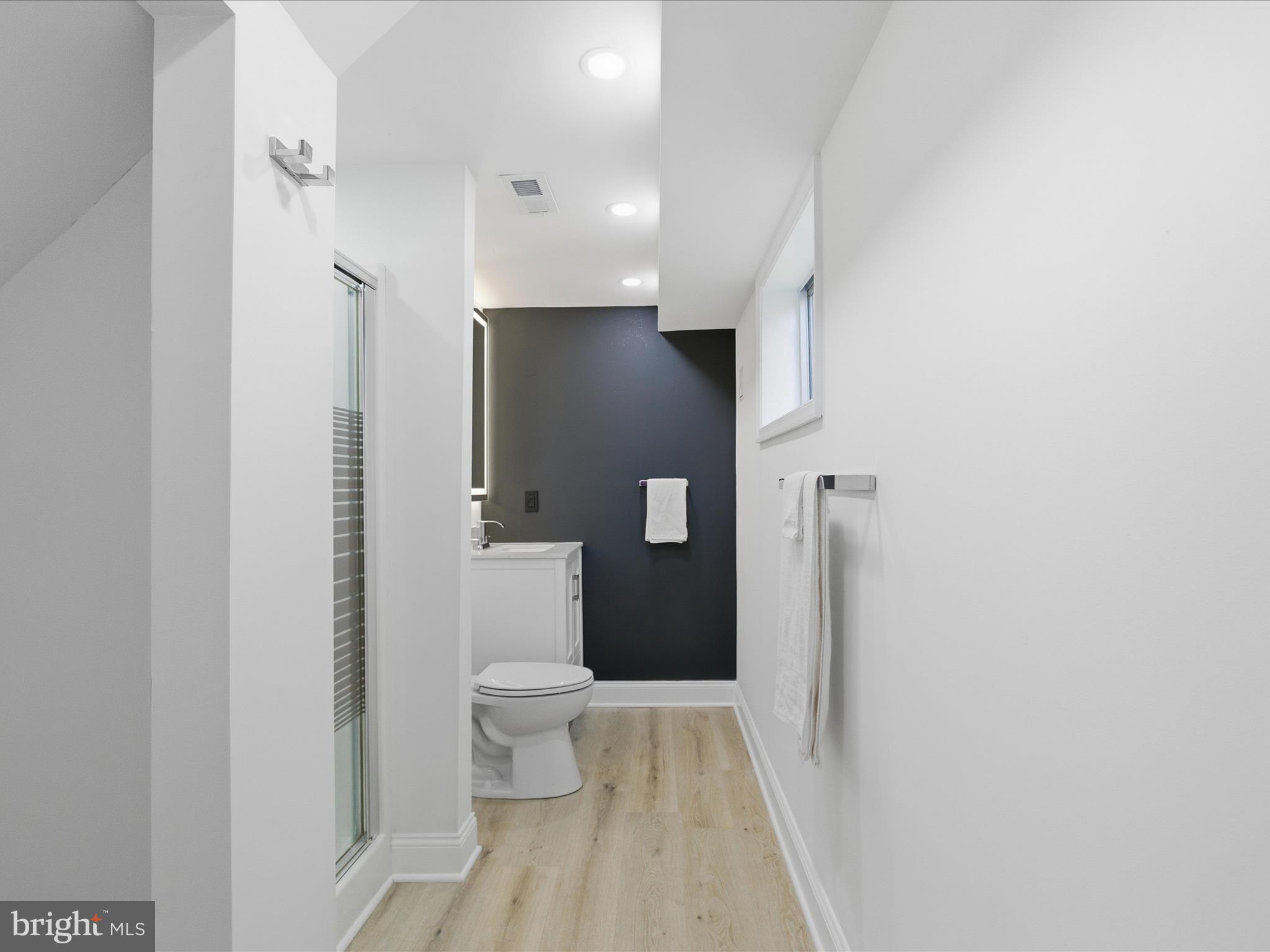 WILLOW GROVE - Residential