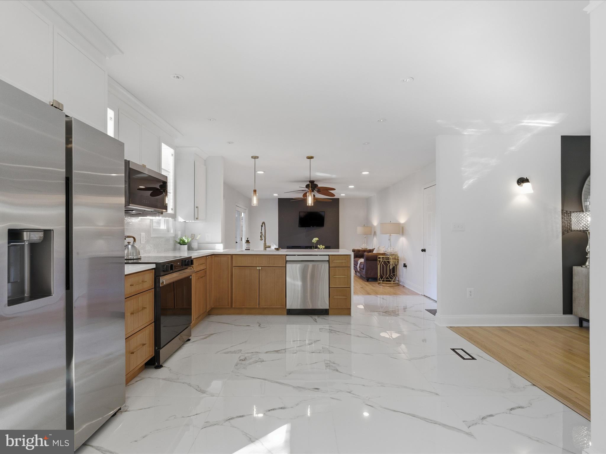 WILLOW GROVE - Residential