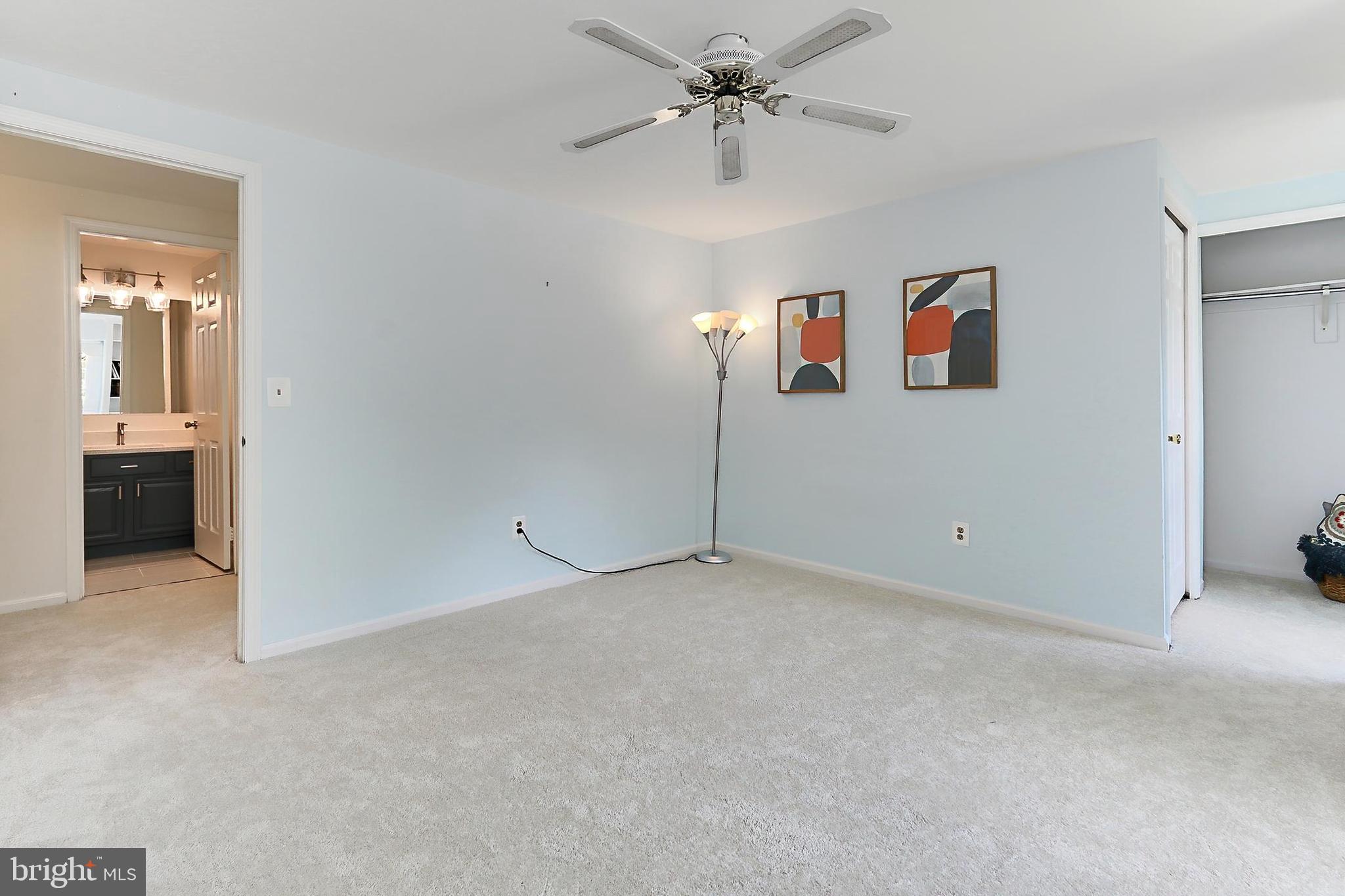 COUNTRYSIDE - Residential