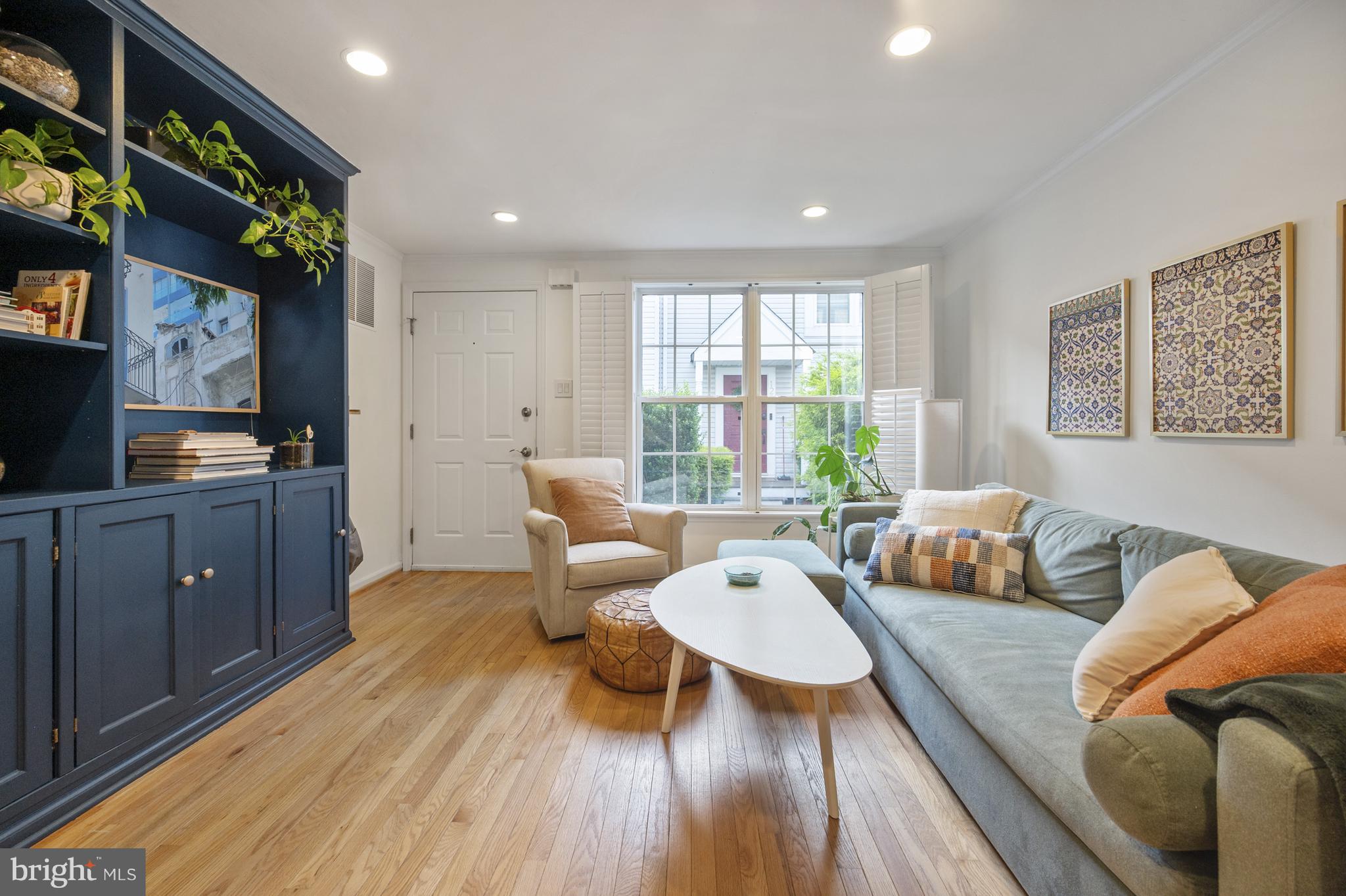 132 E GLEBE ROAD