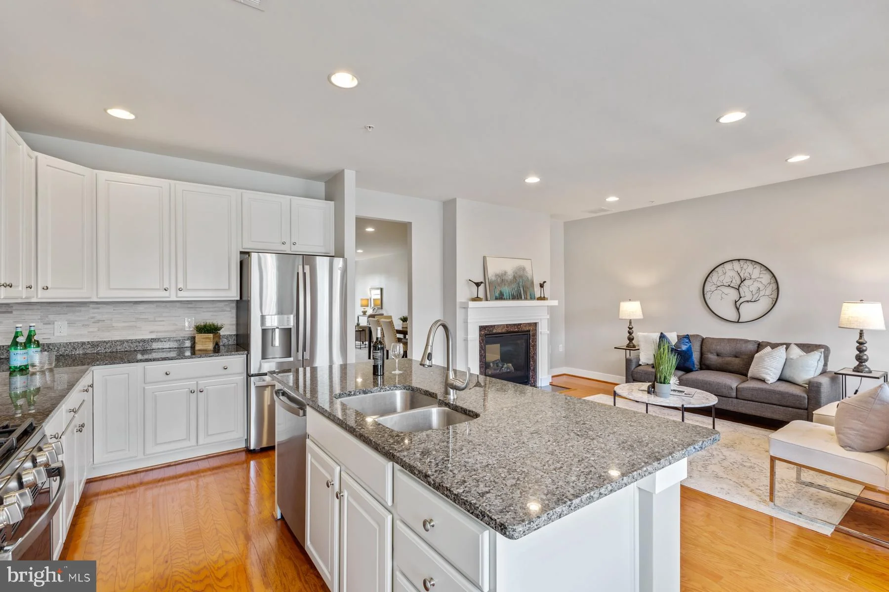 2211 Richmond Highway Unit 102, Alexandria, VA 22301