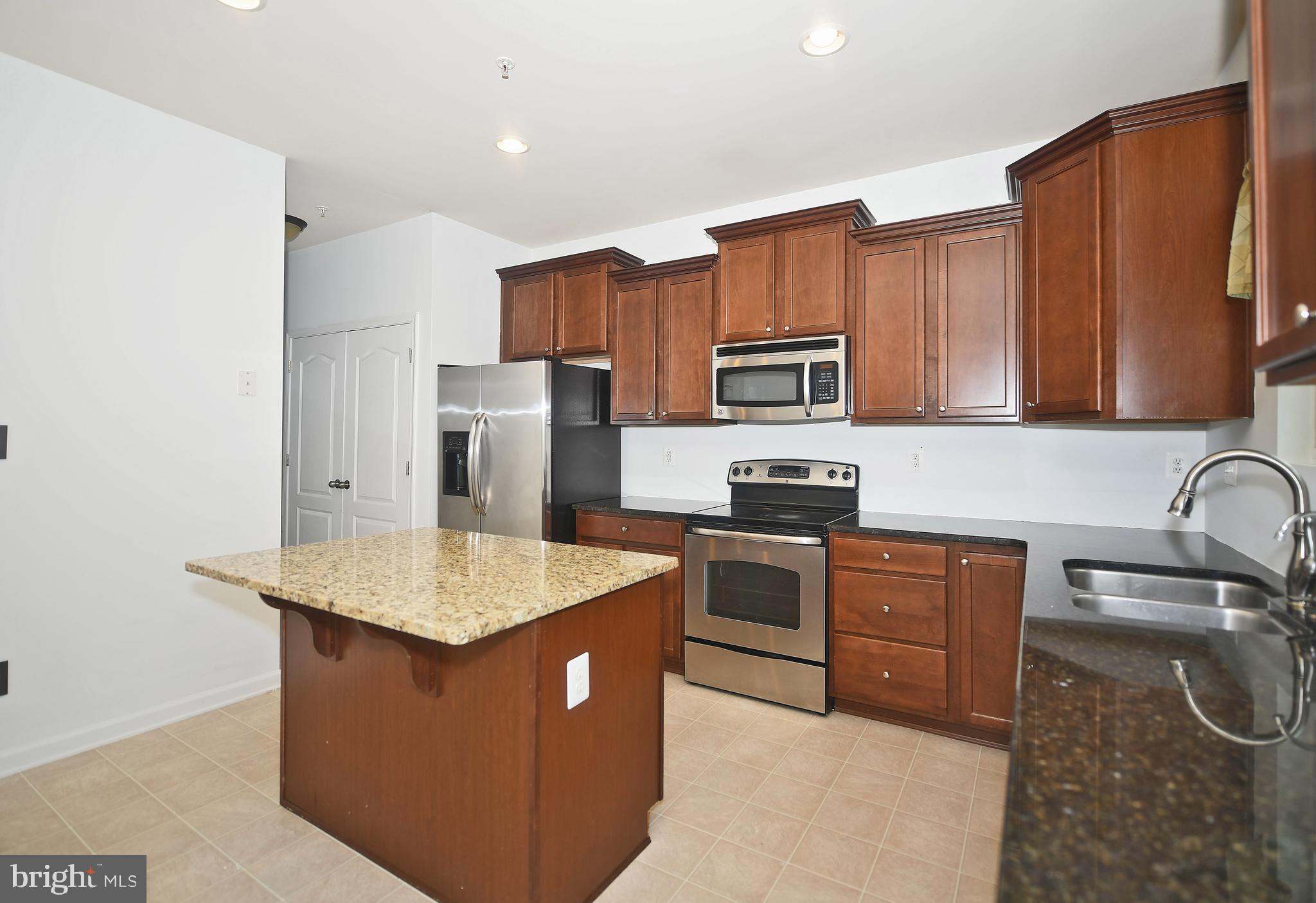 MAGNOLIA LANDING - Residential