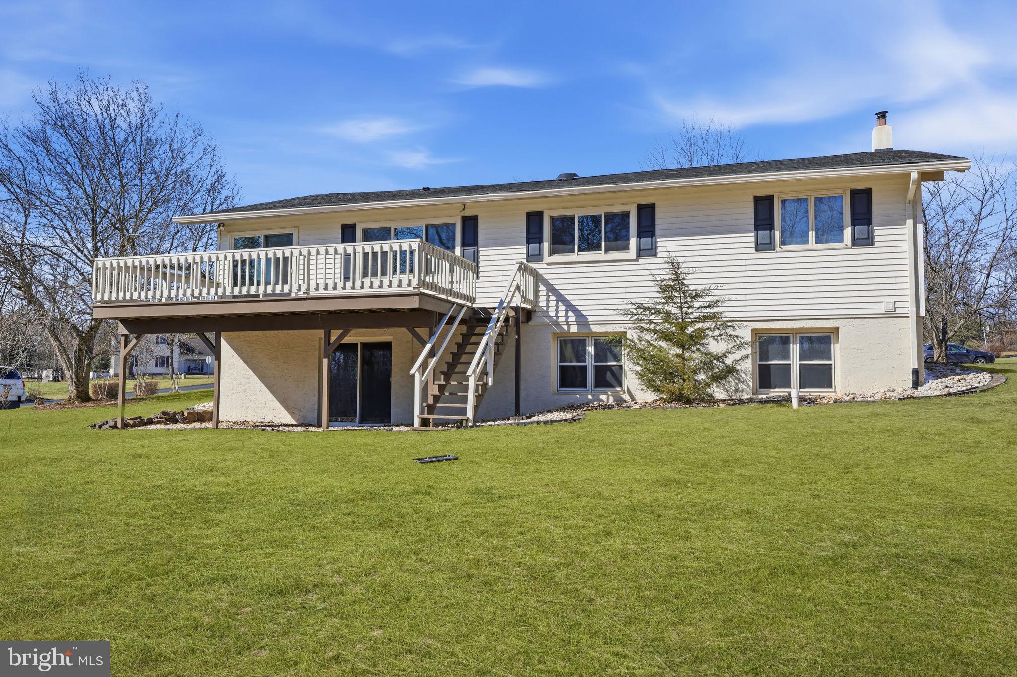 MOUNT EYRE MANOR - Residential