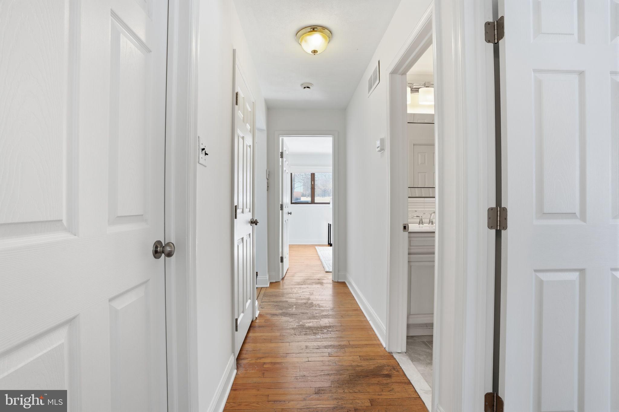 MOUNT EYRE MANOR - Residential