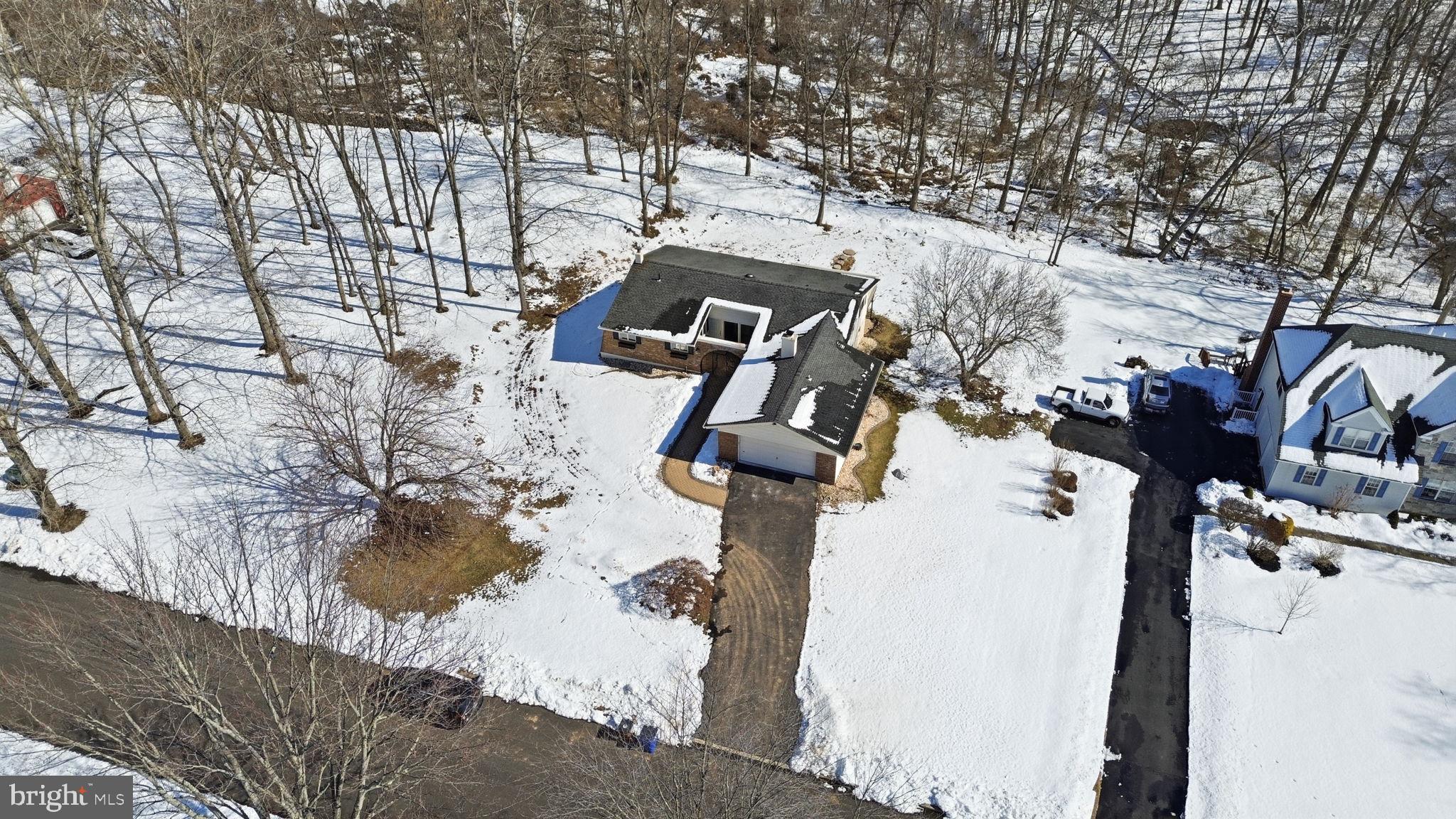 MOUNT EYRE MANOR - Residential