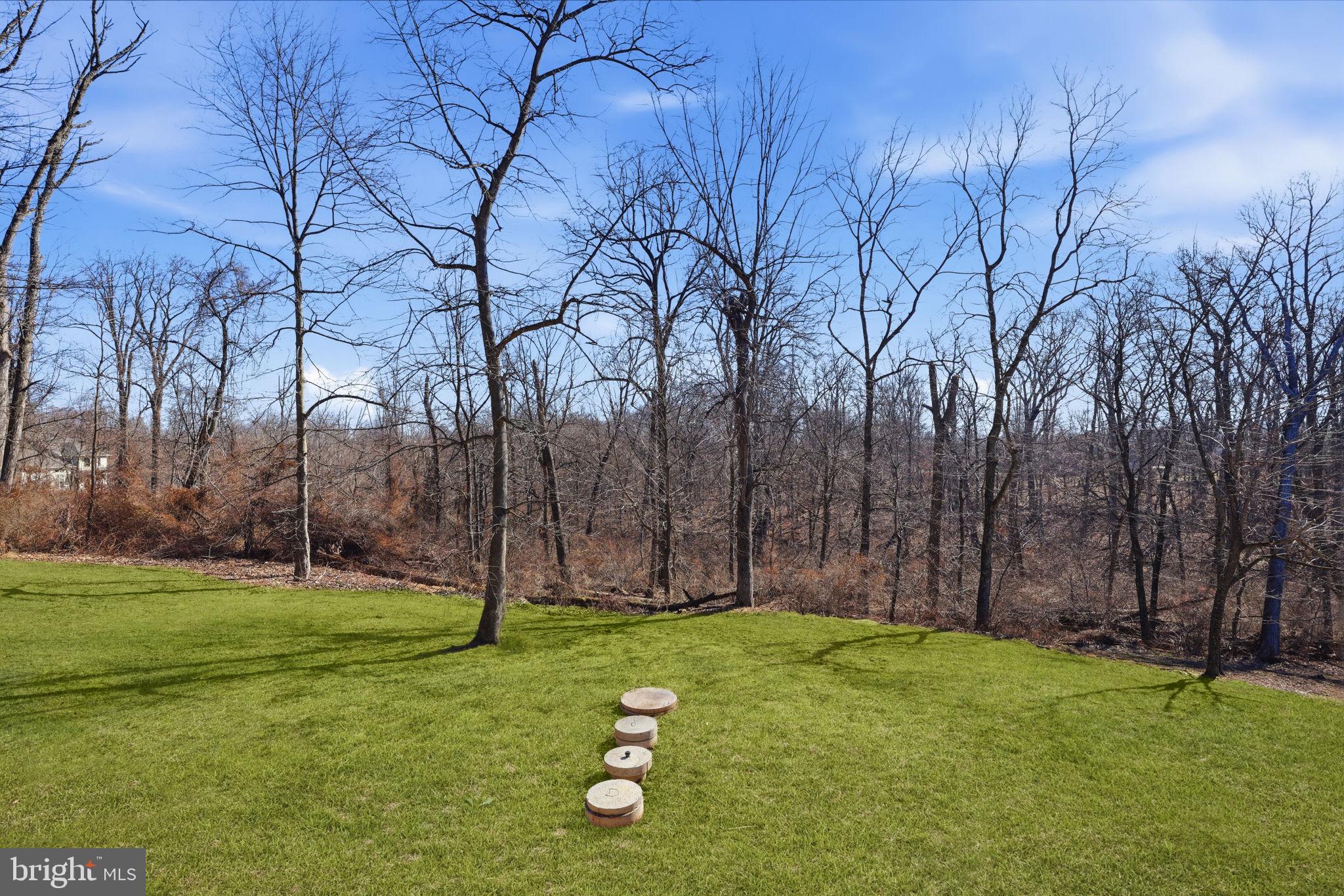 MOUNT EYRE MANOR - Residential