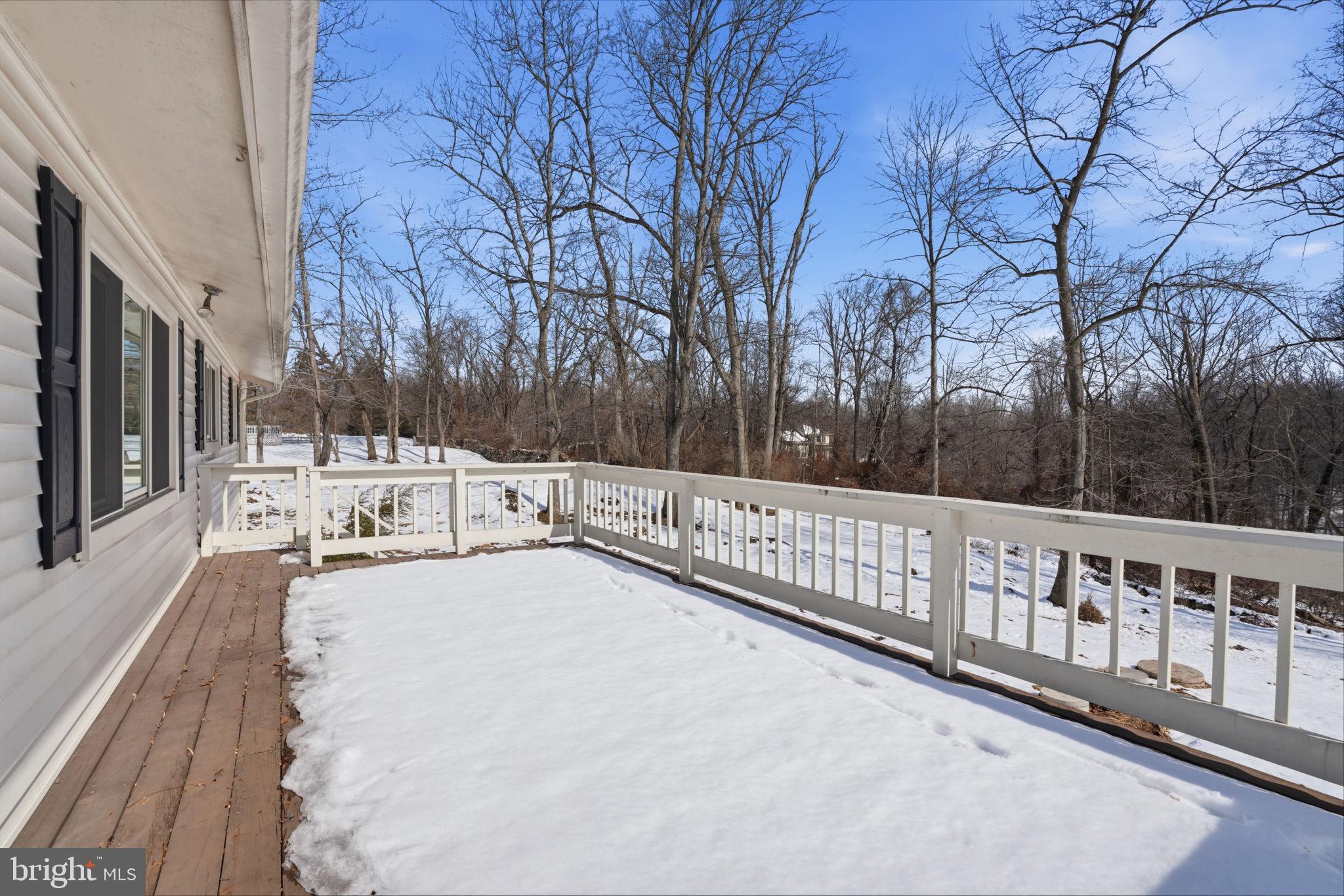 MOUNT EYRE MANOR - Residential