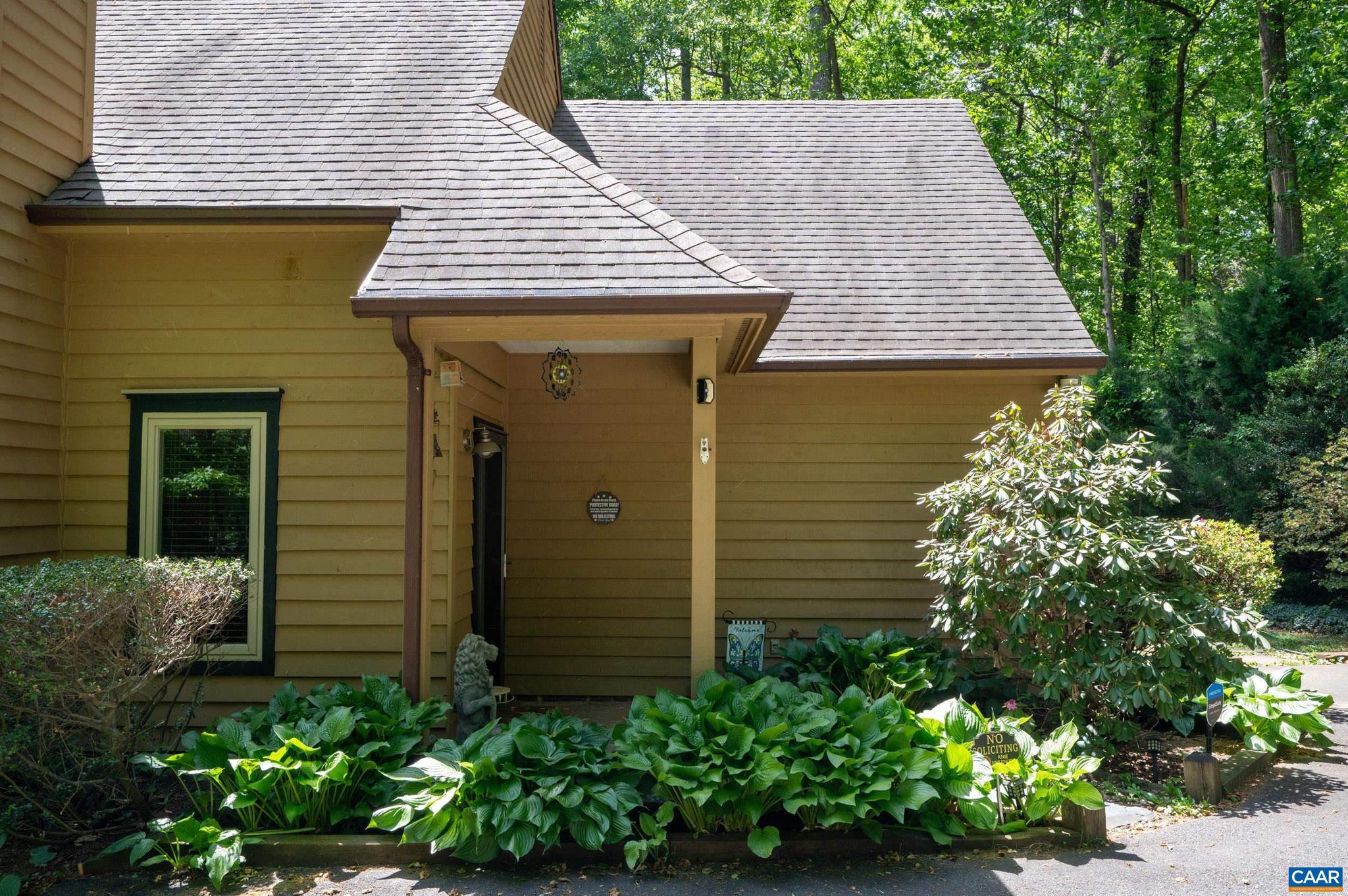 352 DANIELS RD