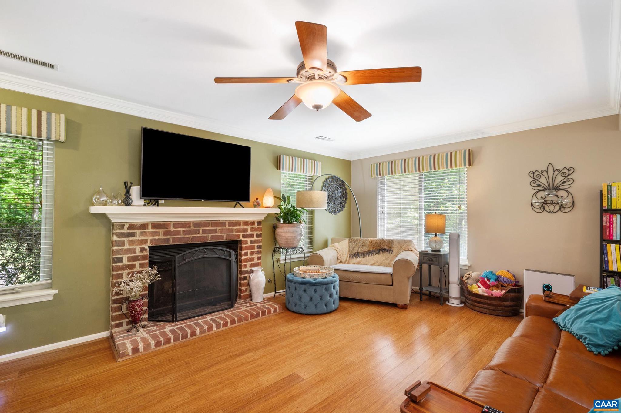 352 DANIELS RD