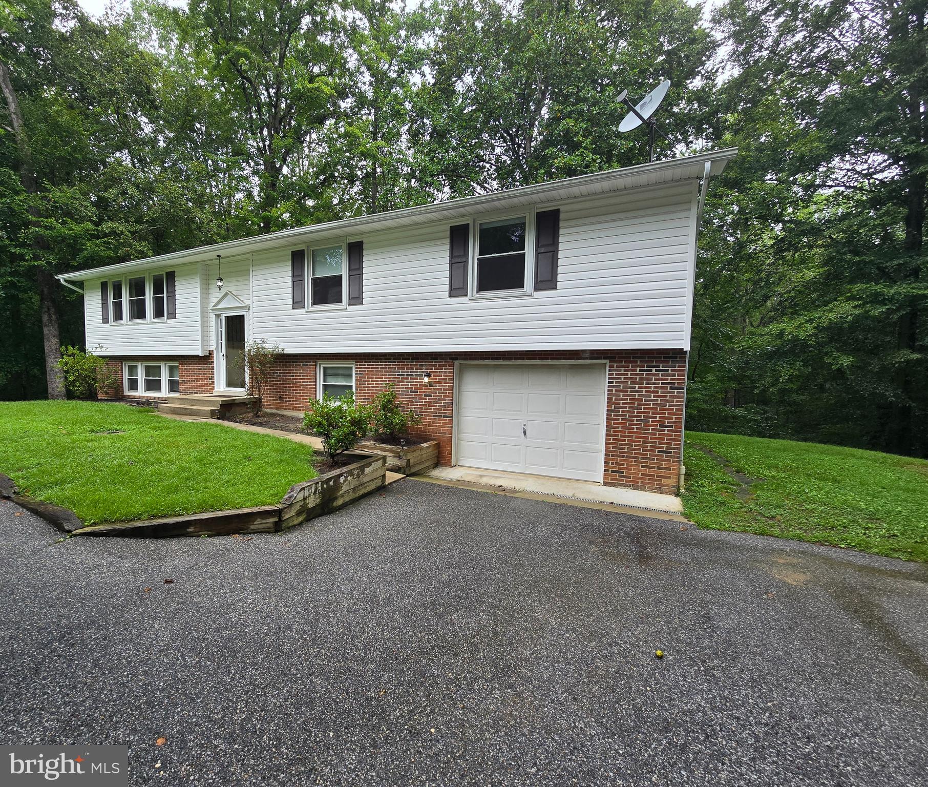 THE KNOLLS - Residential