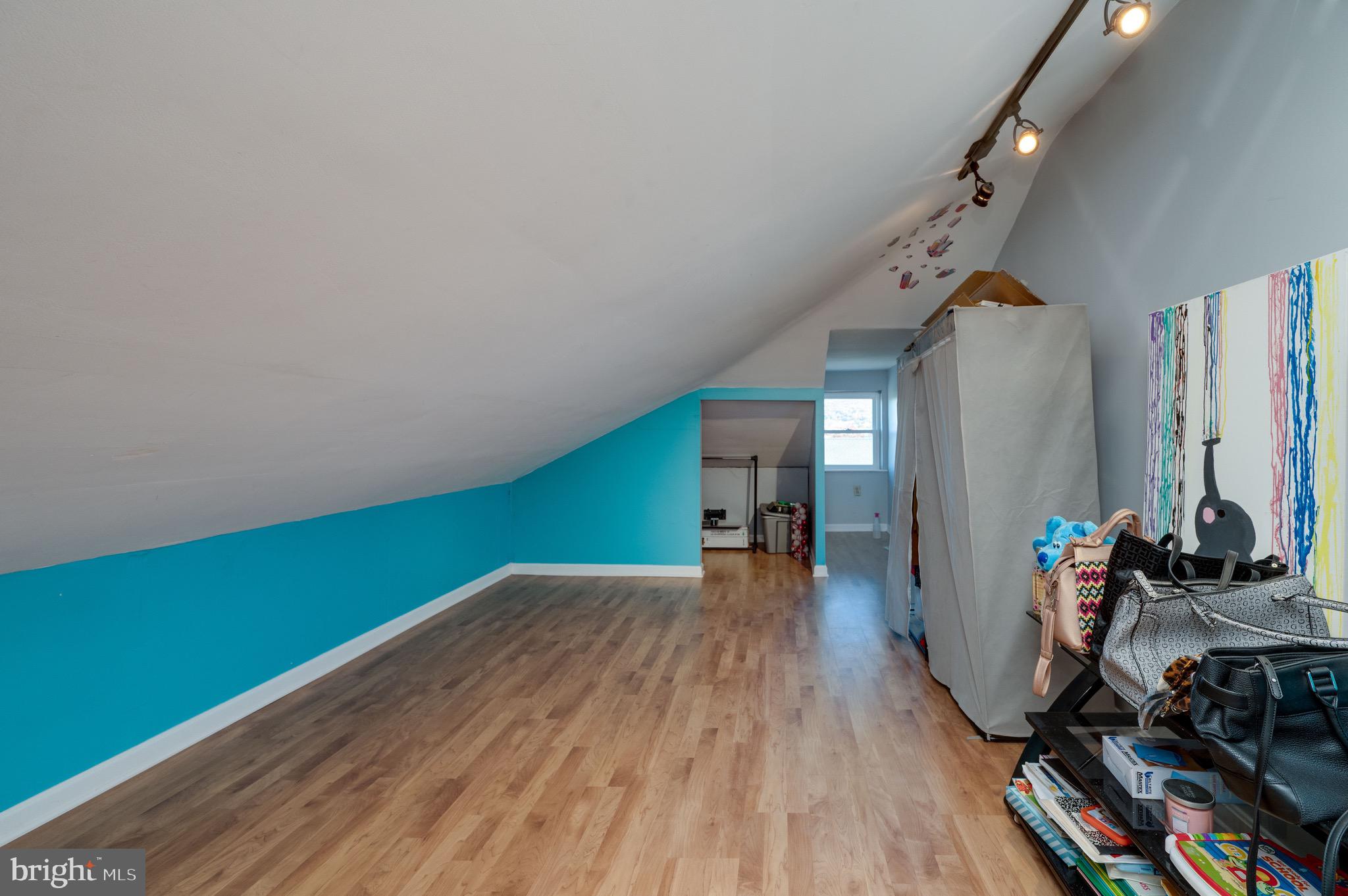 MILLMONT - Residential