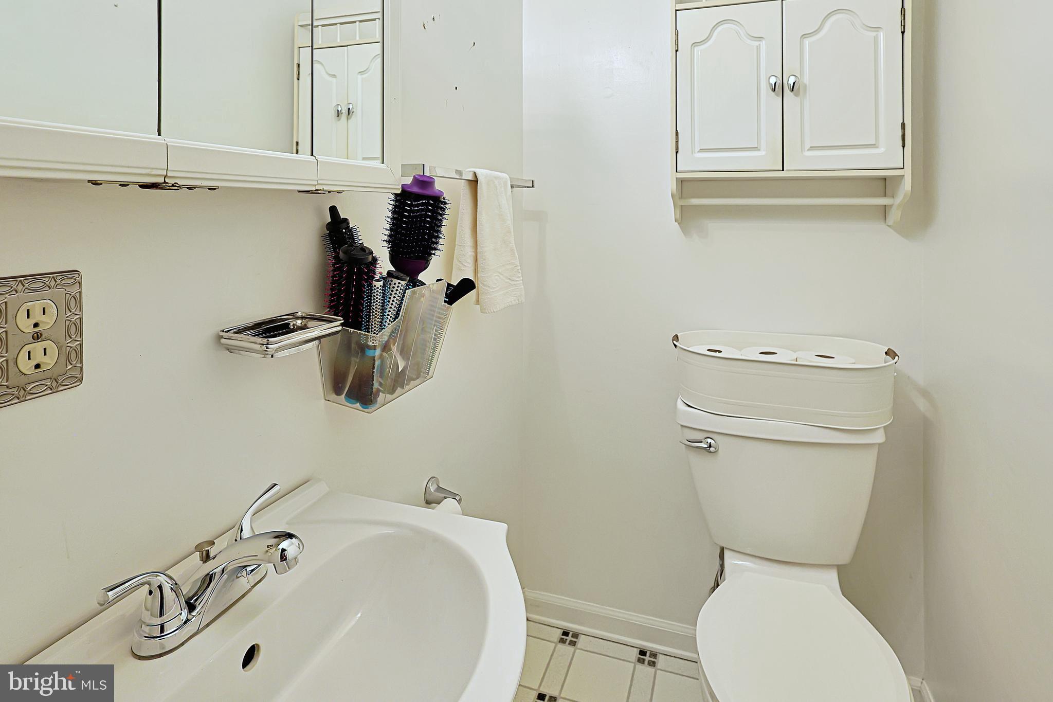 AMCELLE ACRES - Residential