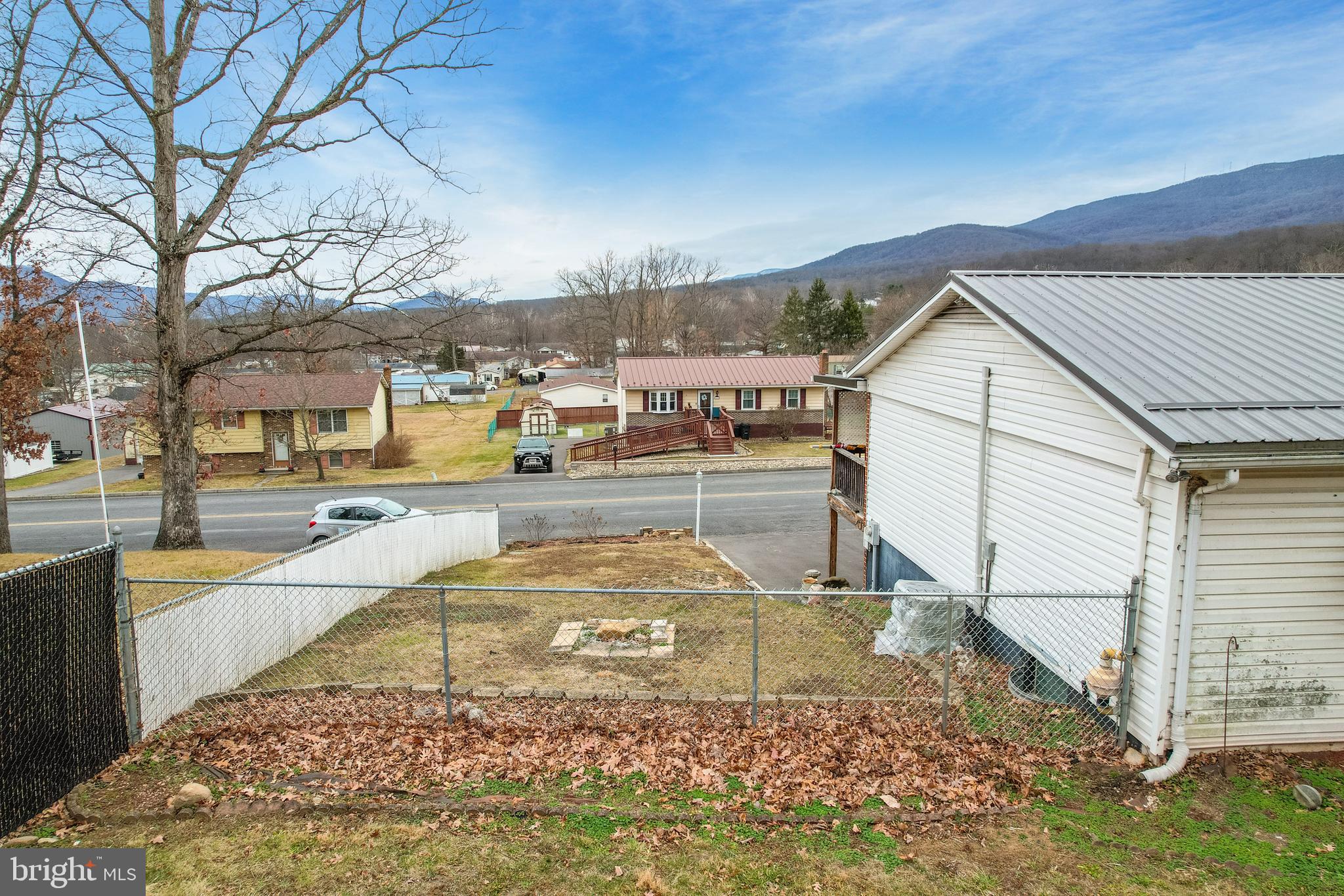 AMCELLE ACRES - Residential