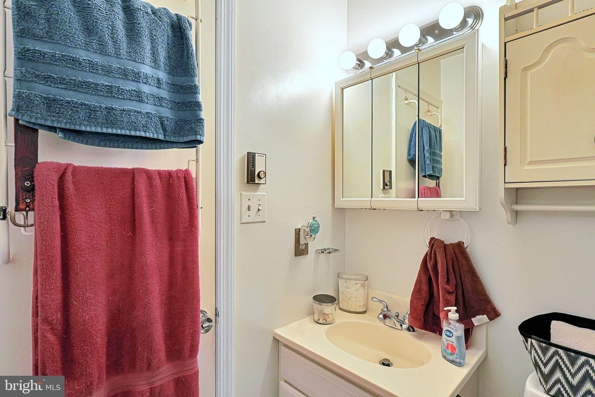 AMCELLE ACRES - Residential