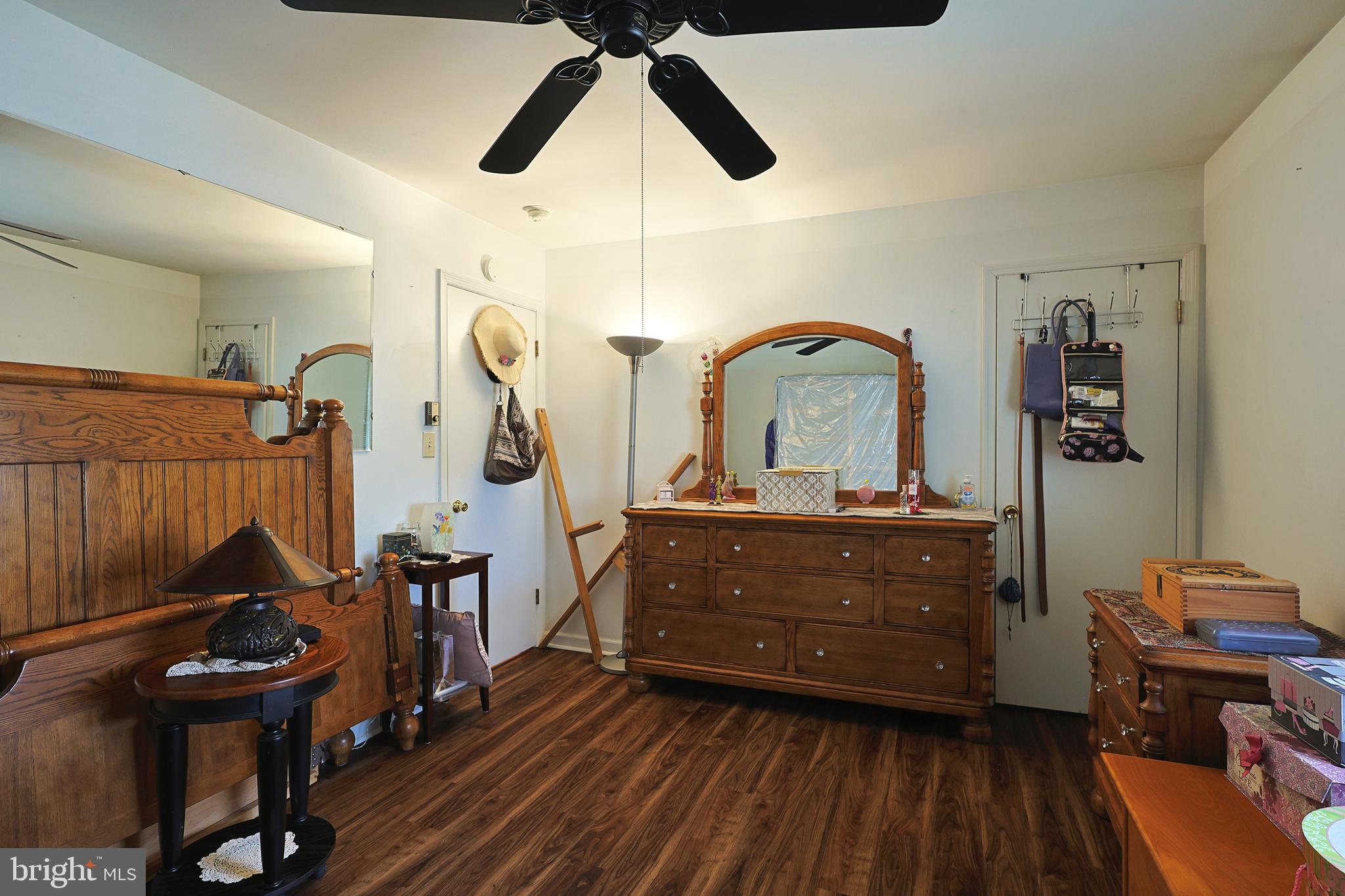 AMCELLE ACRES - Residential