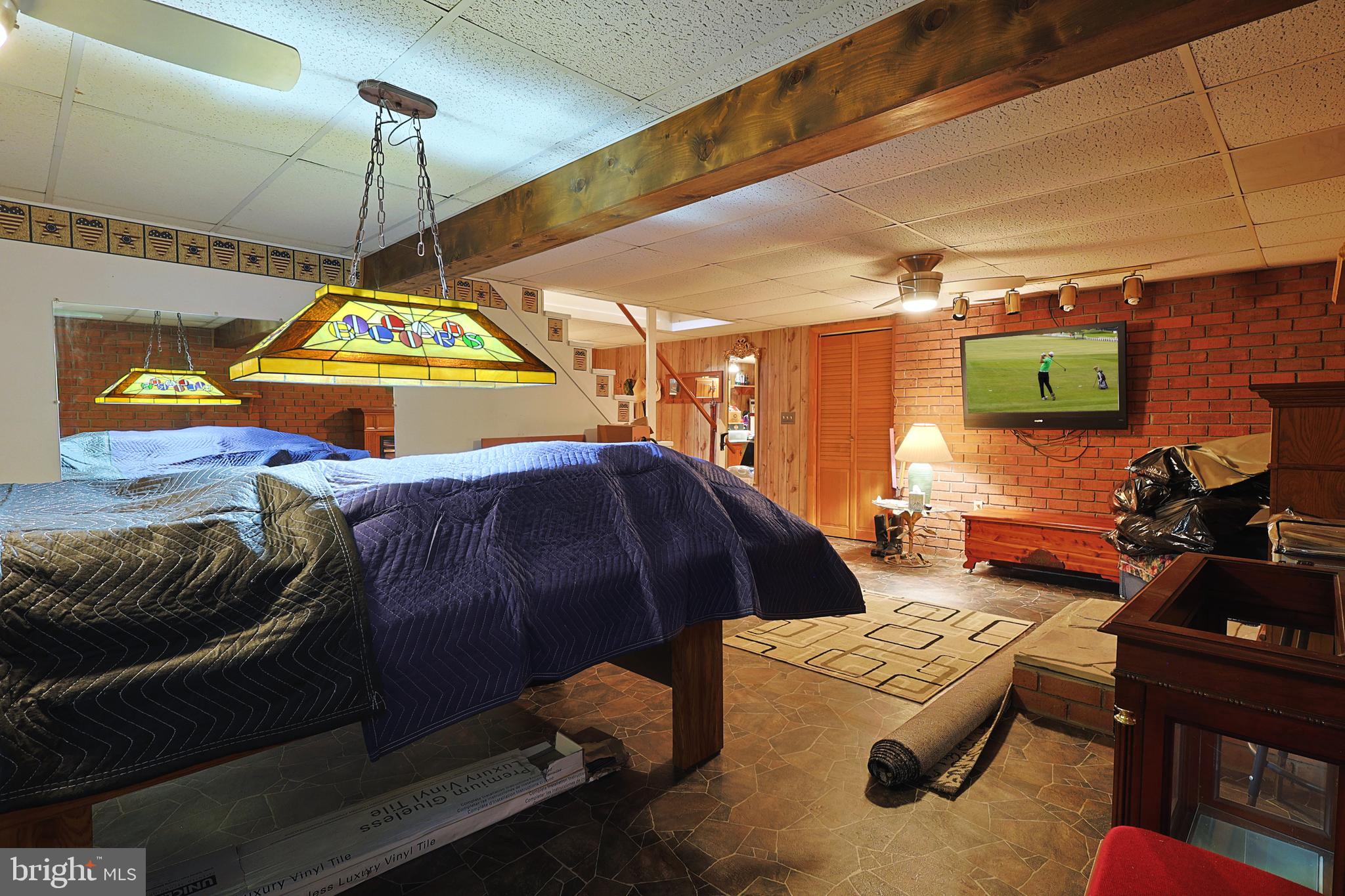 AMCELLE ACRES - Residential