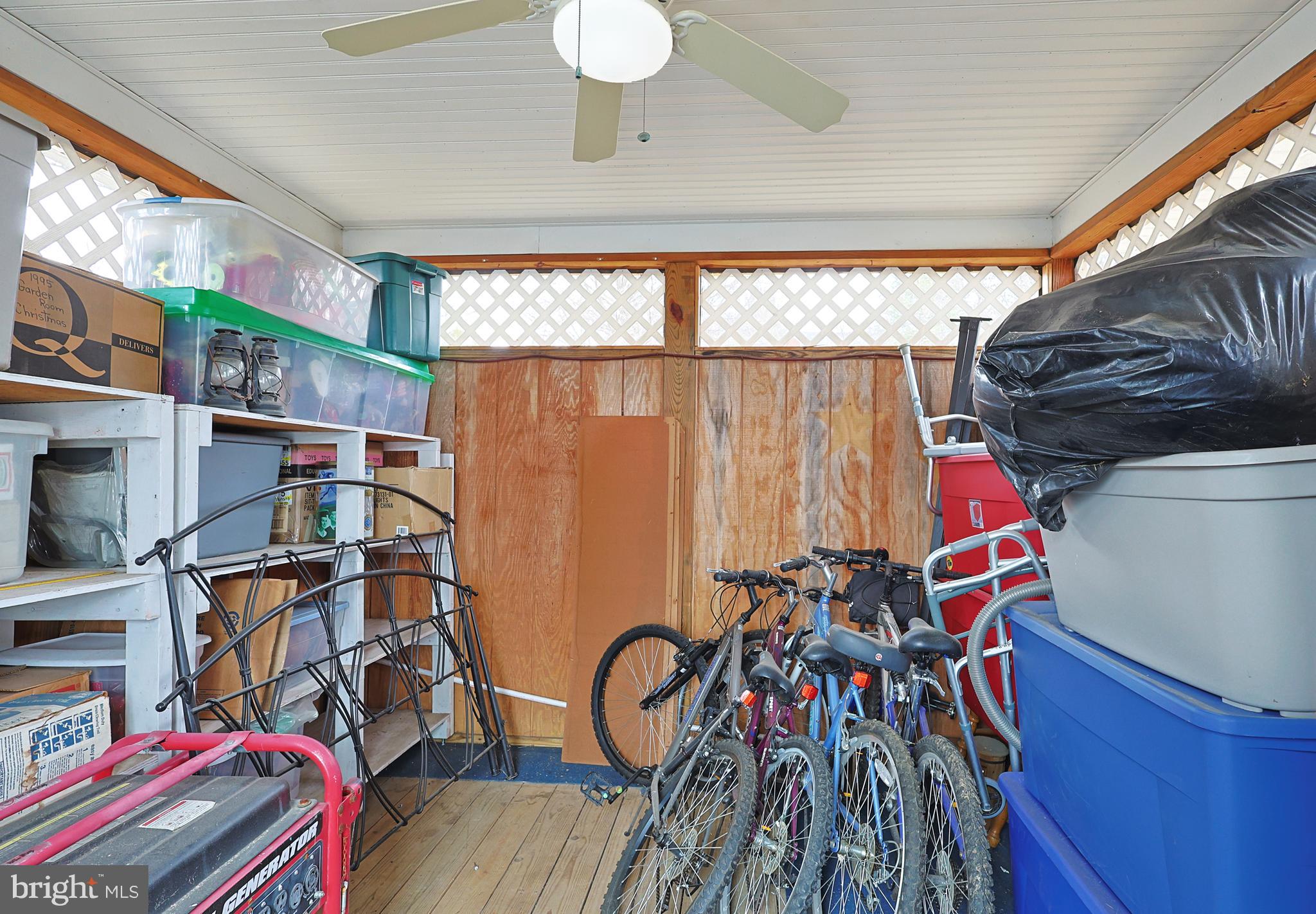 AMCELLE ACRES - Residential