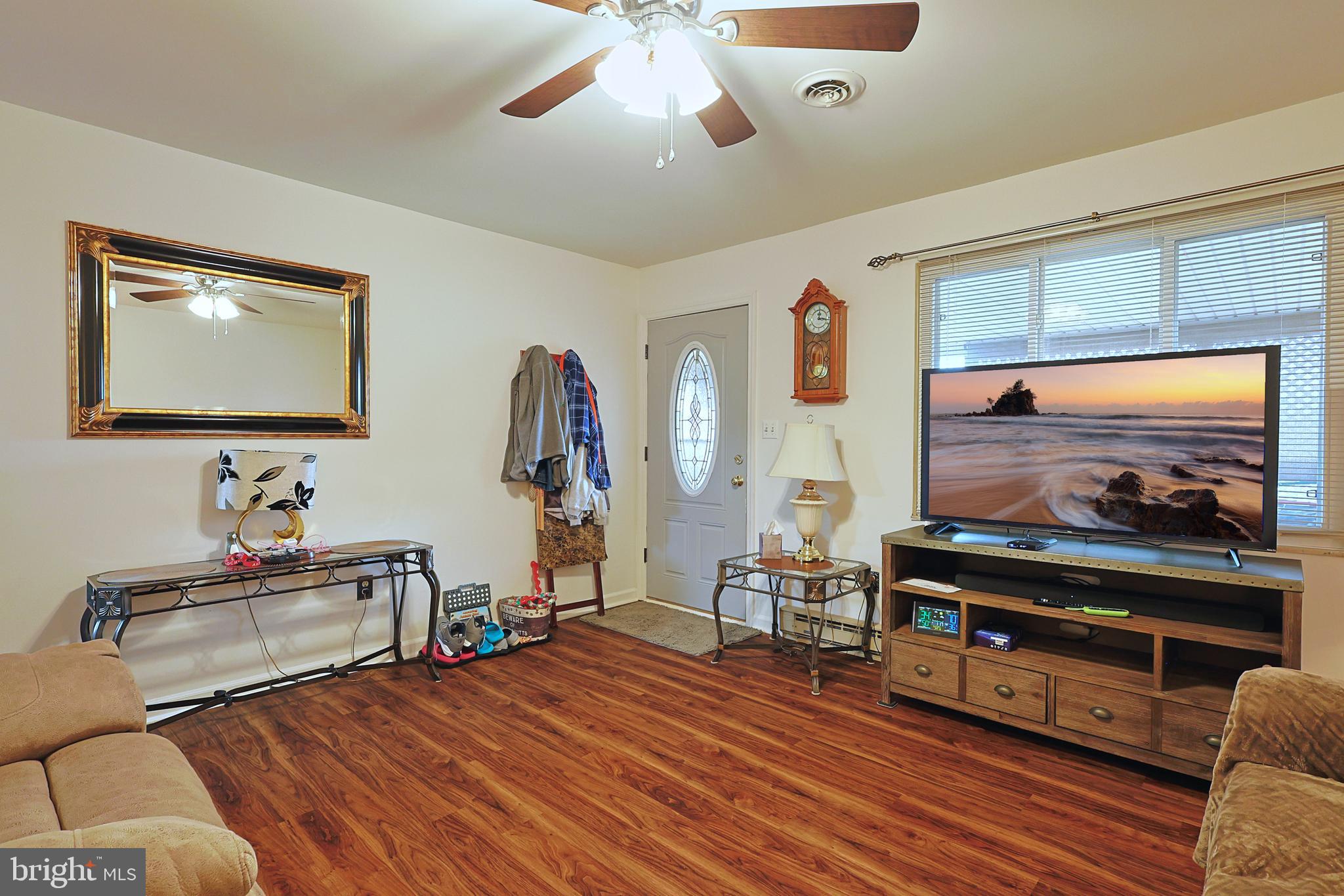 AMCELLE ACRES - Residential