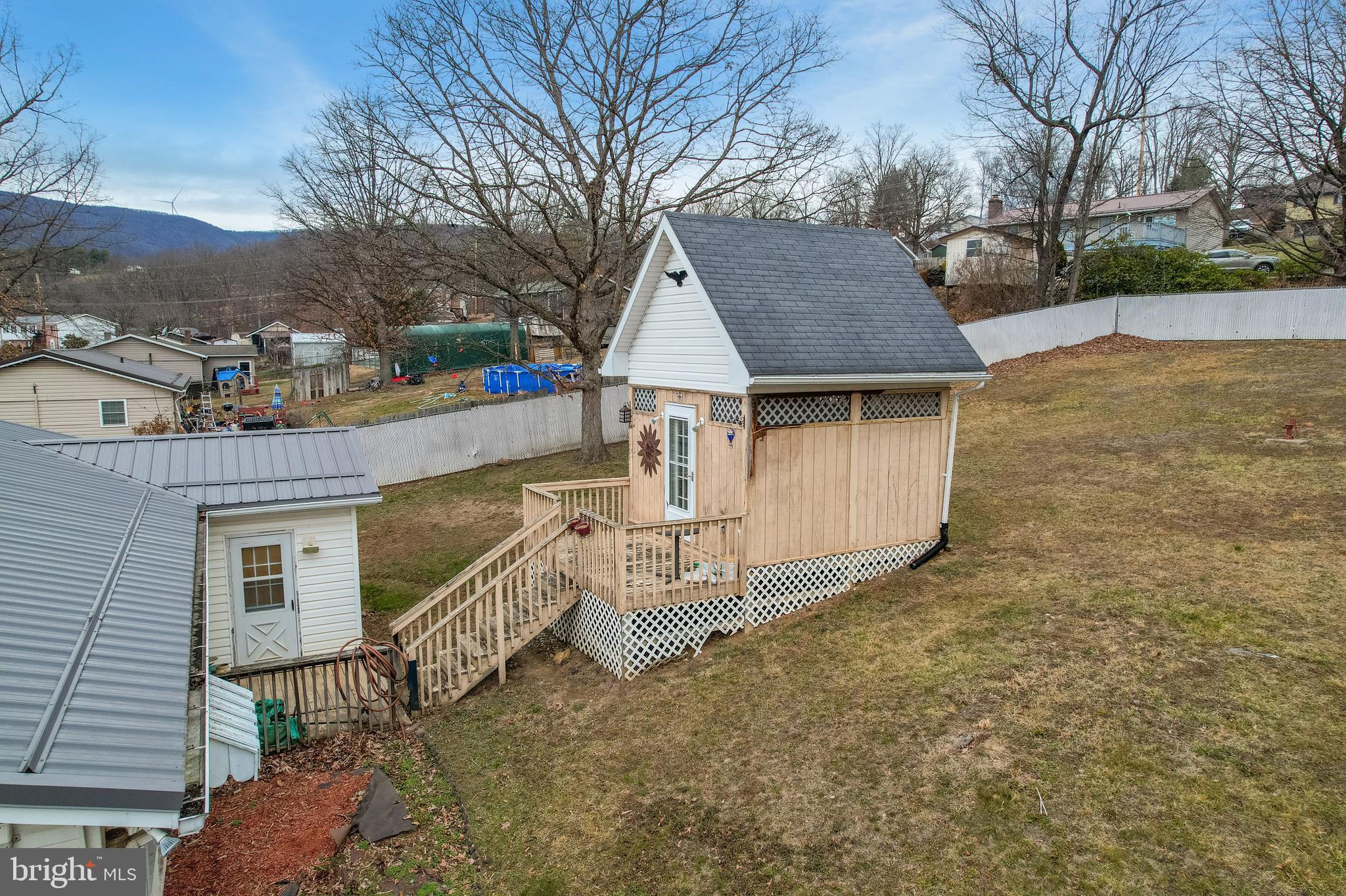 AMCELLE ACRES - Residential