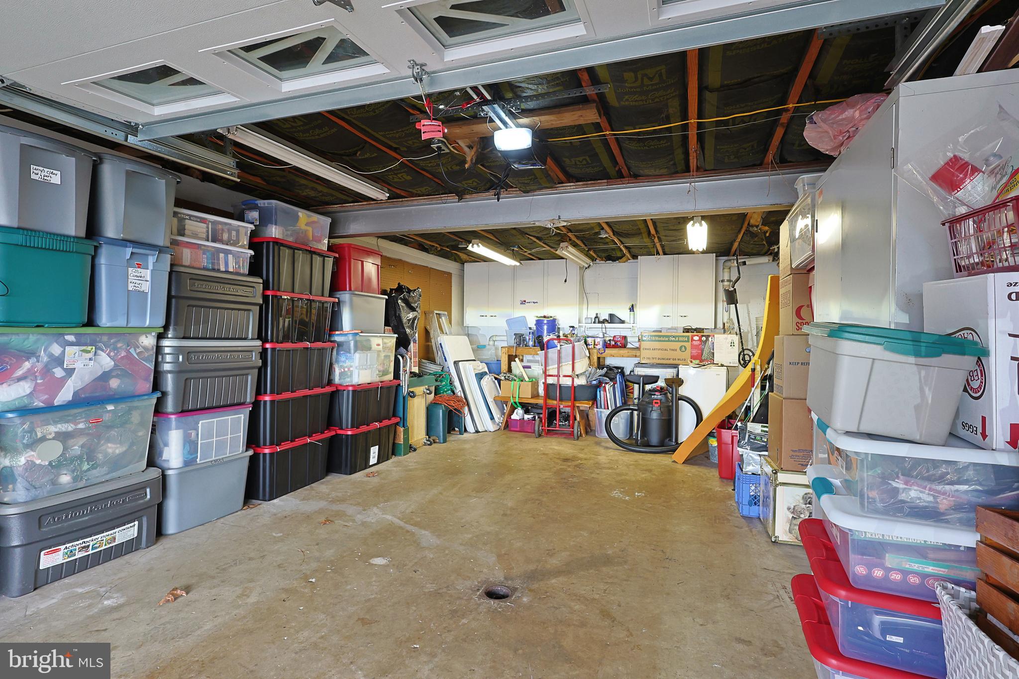 AMCELLE ACRES - Residential