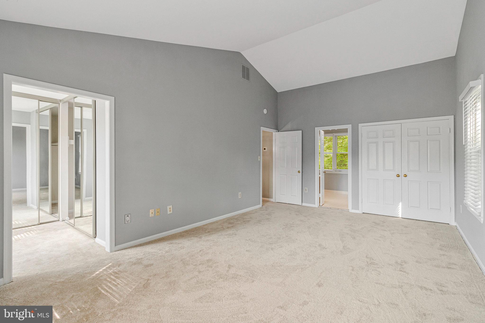 SIGNAL HILL CARRS - Residential Lease