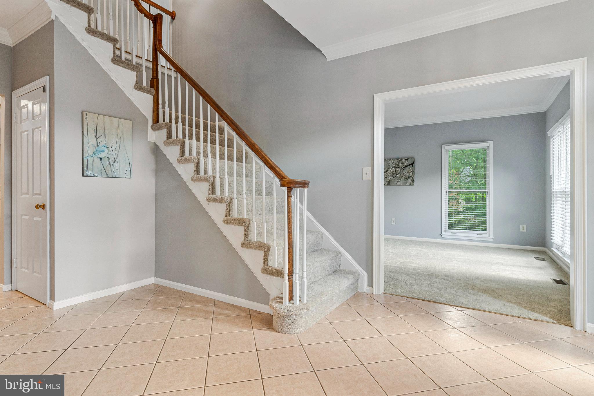 SIGNAL HILL CARRS - Residential Lease