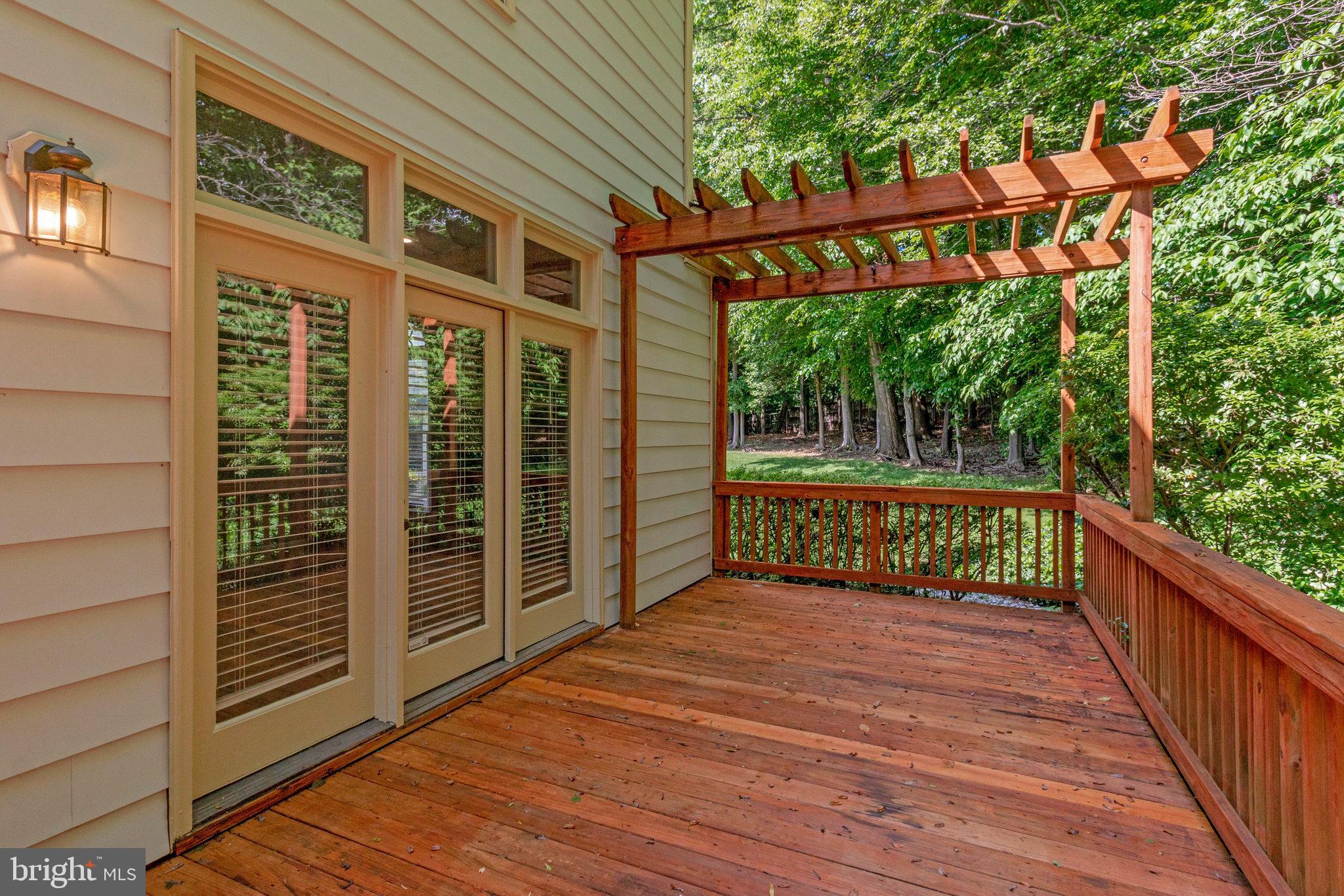 SIGNAL HILL CARRS - Residential Lease