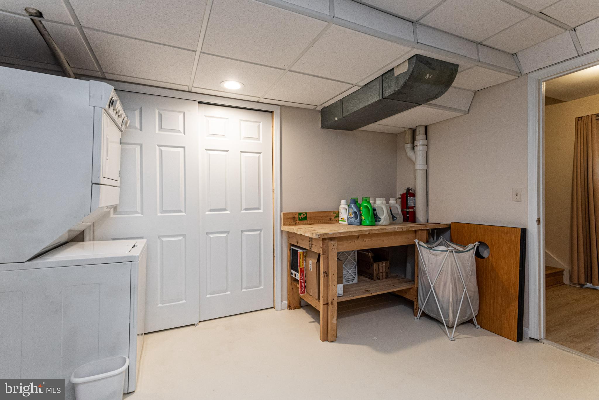 BEECHWOOD HILL - Residential Lease