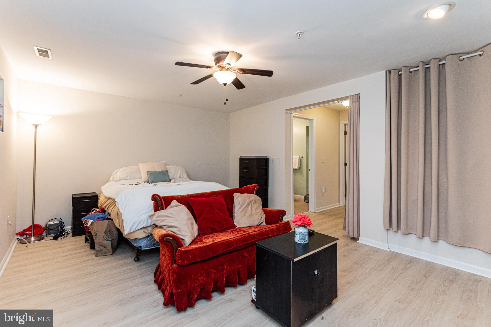 BEECHWOOD HILL - Residential Lease