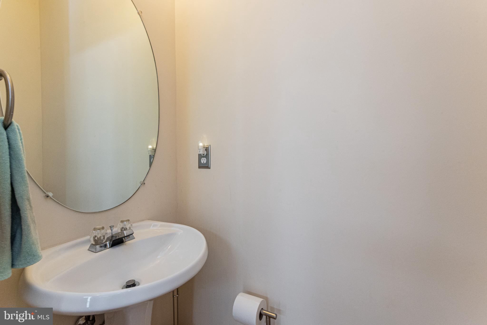 BEECHWOOD HILL - Residential Lease