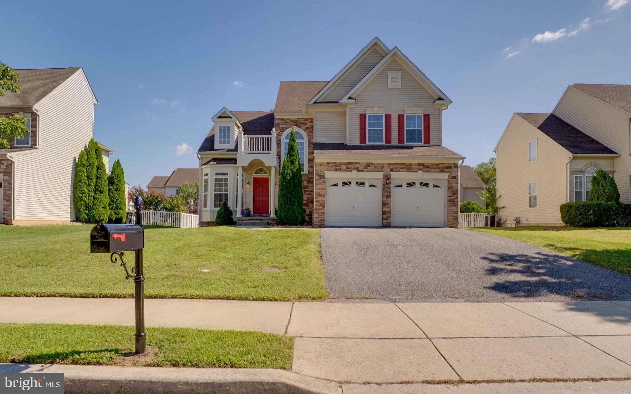 219 TOPAZ CIRCLE