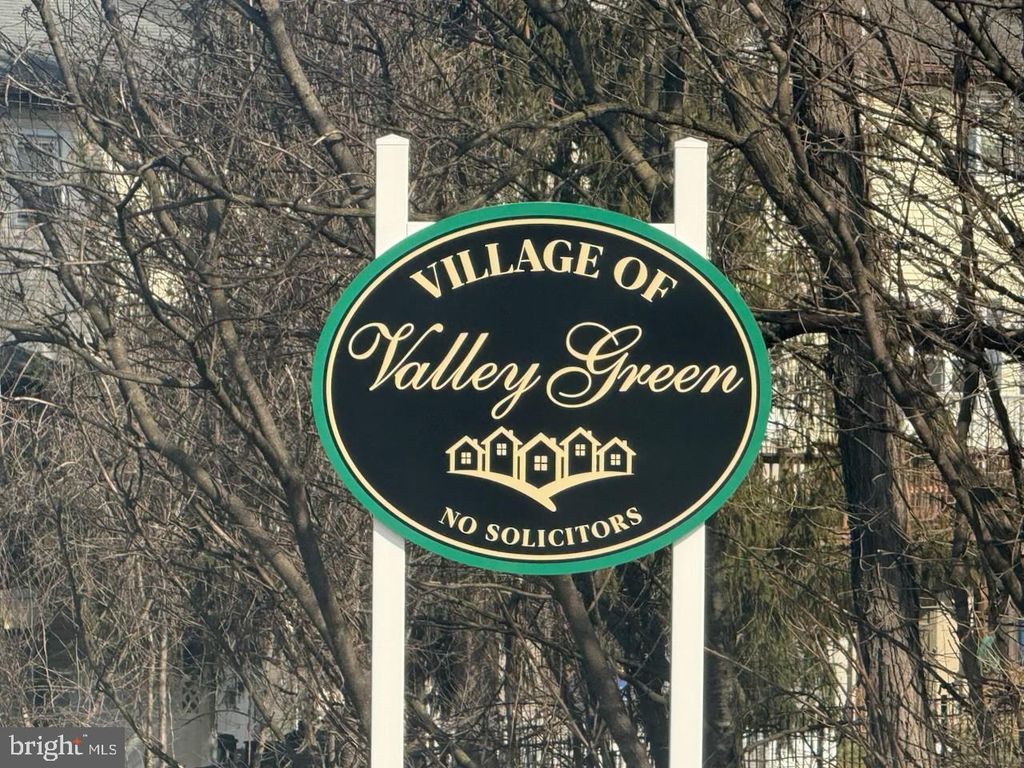 Photo of 22 Persian Lilac Drive, ETTERS, PA 17319 (MLS # PAYK2098600)