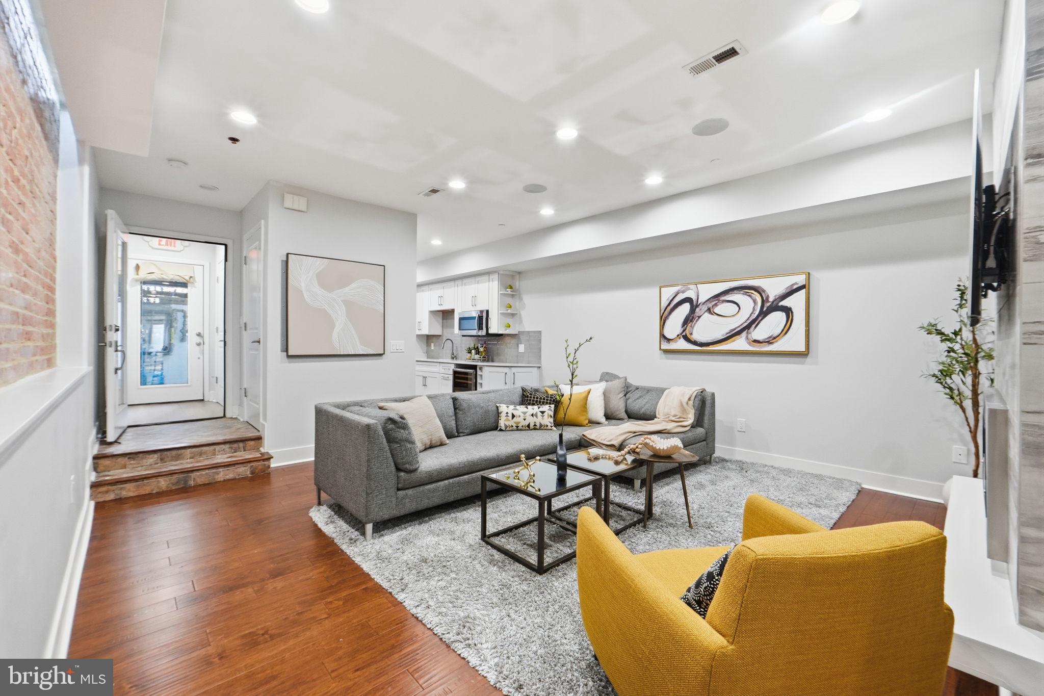 1126 5TH STREET NW 1