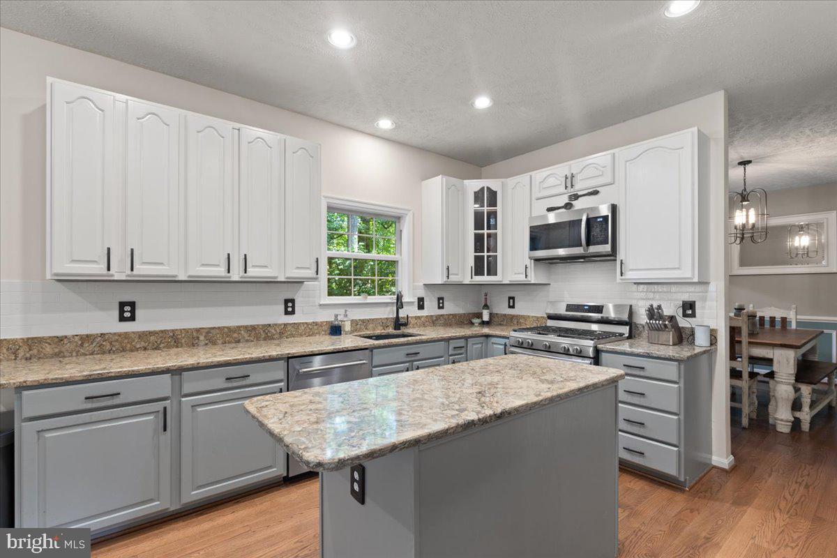 PEACH BLOSSOM FARM - Residential