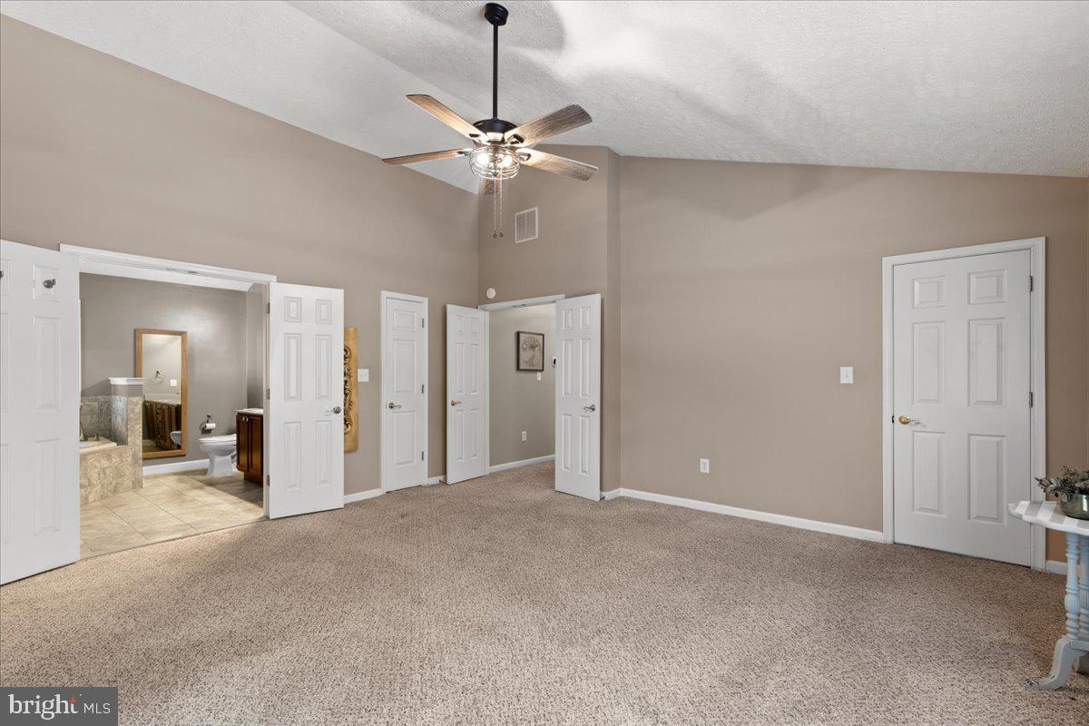 PEACH BLOSSOM FARM - Residential