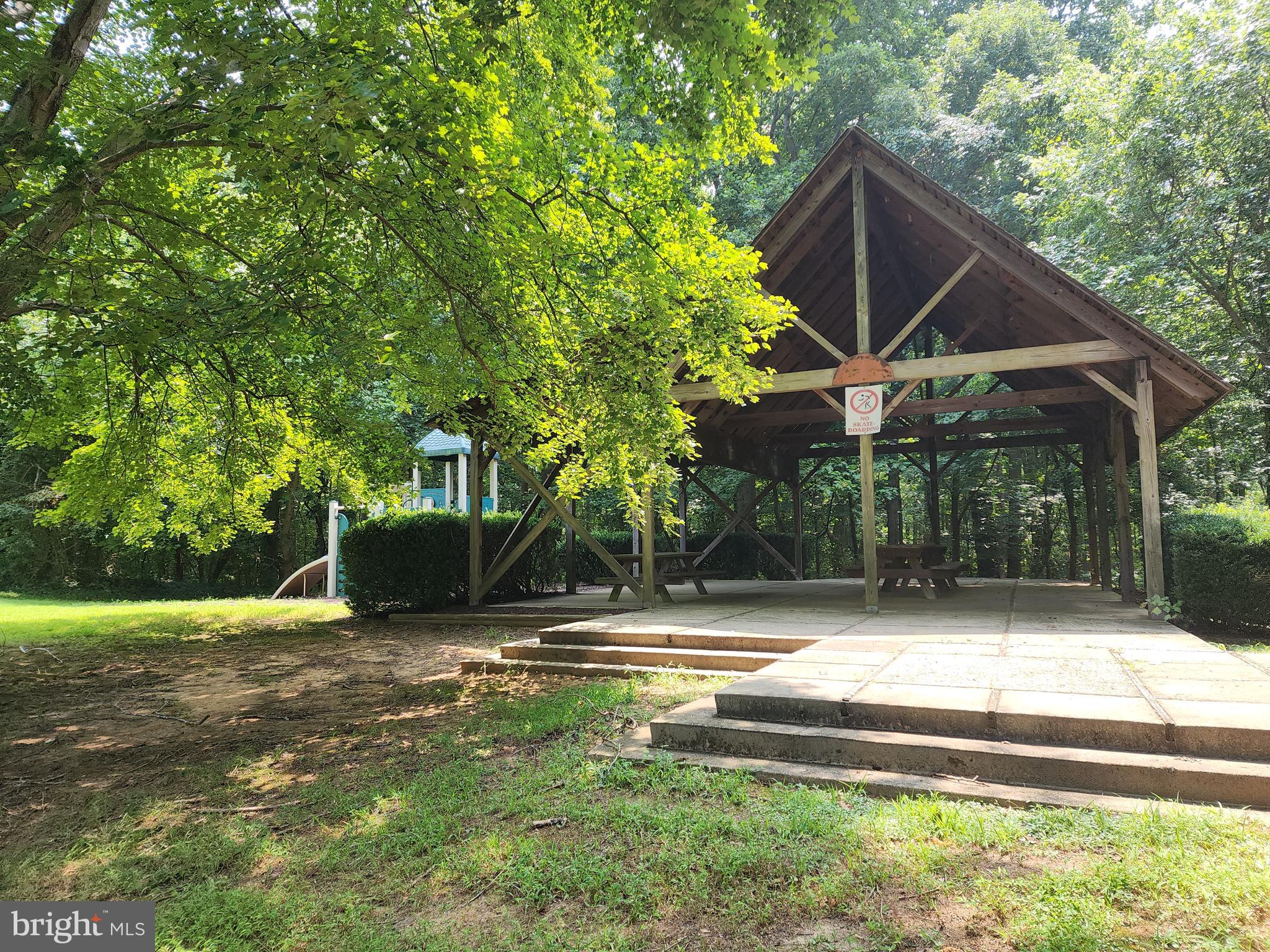 PEACH BLOSSOM FARM - Residential