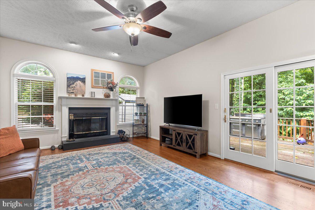 PEACH BLOSSOM FARM - Residential