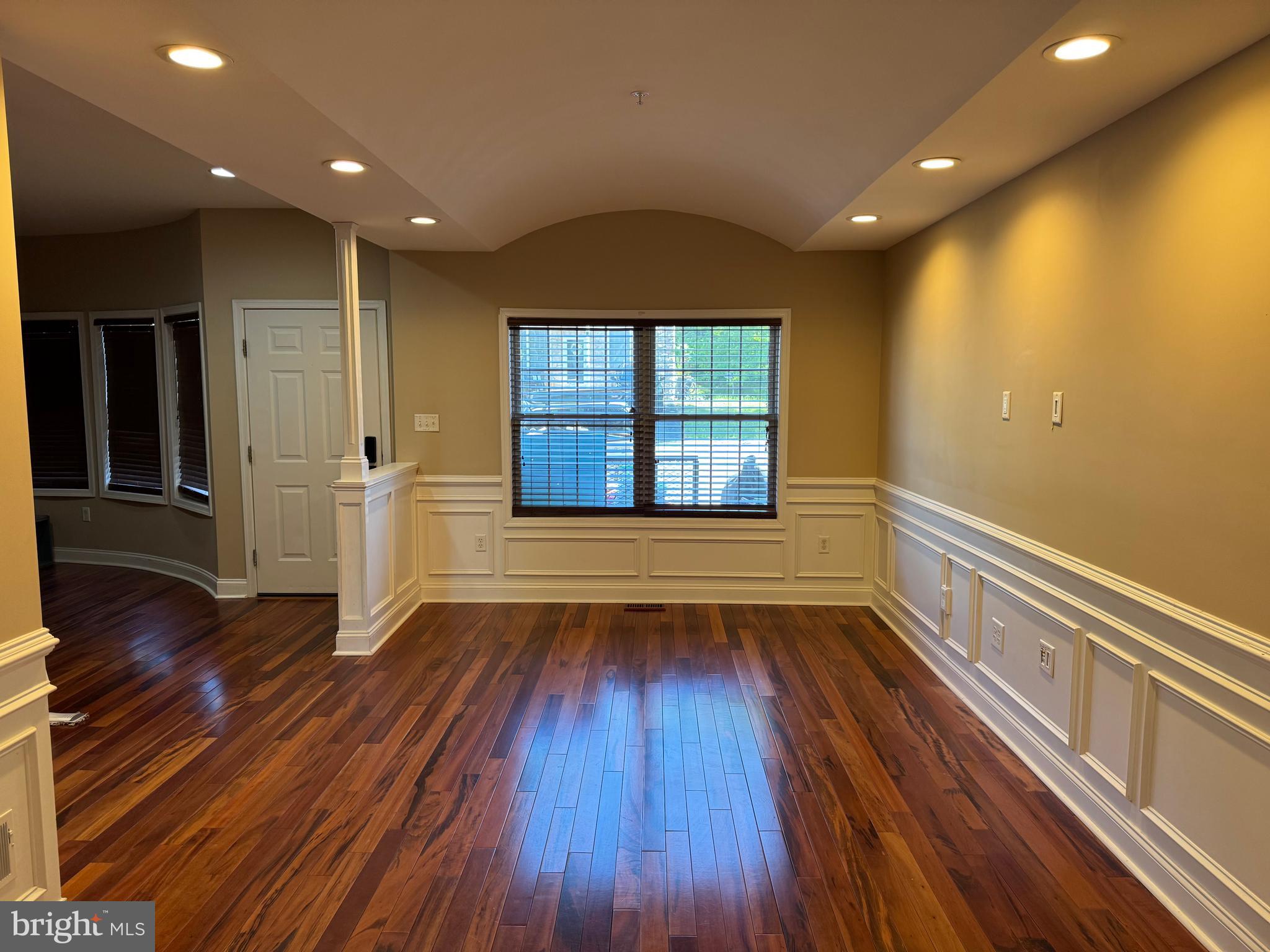 CHESAPEAKE CLUB - Residential