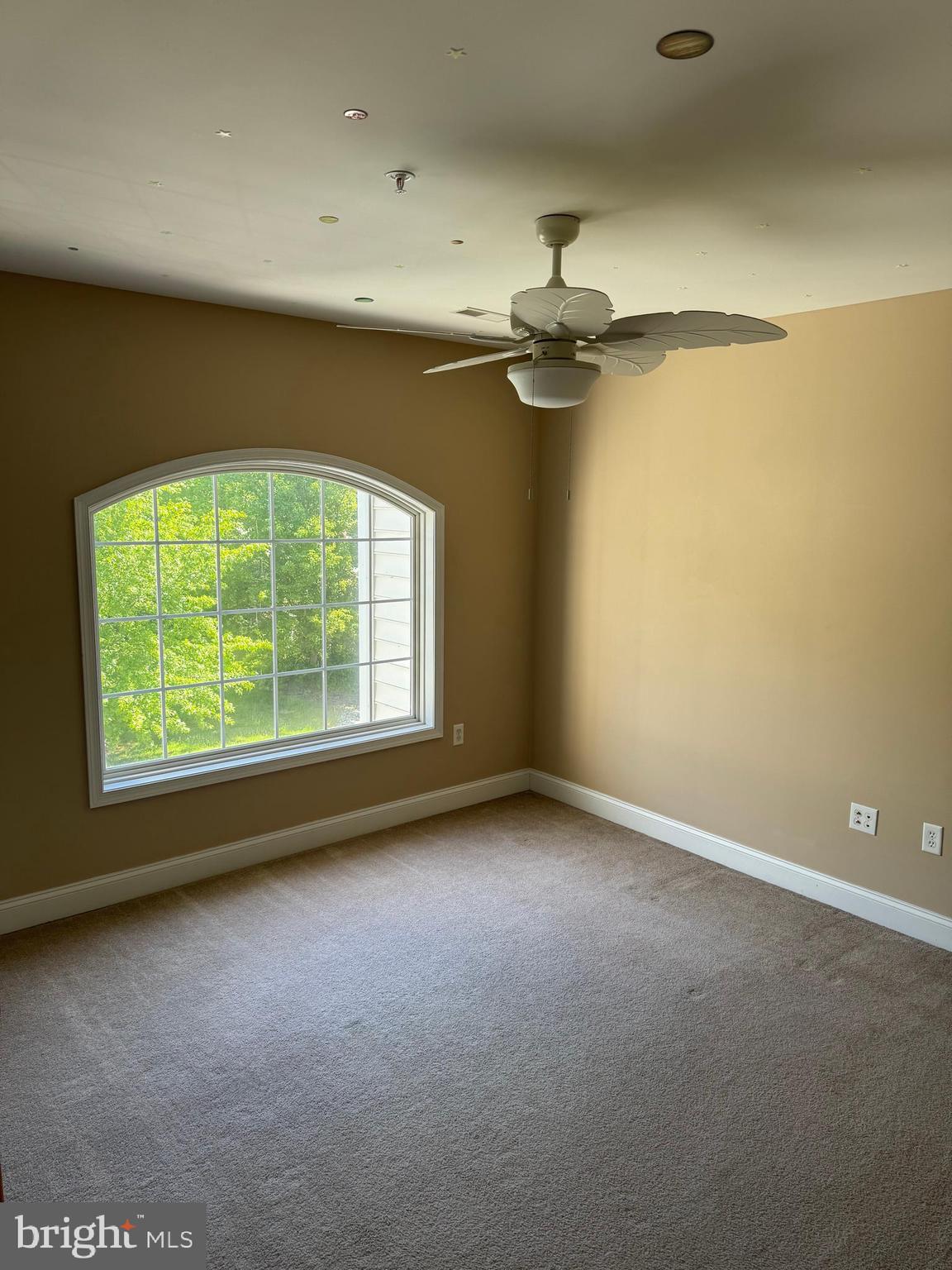 CHESAPEAKE CLUB - Residential