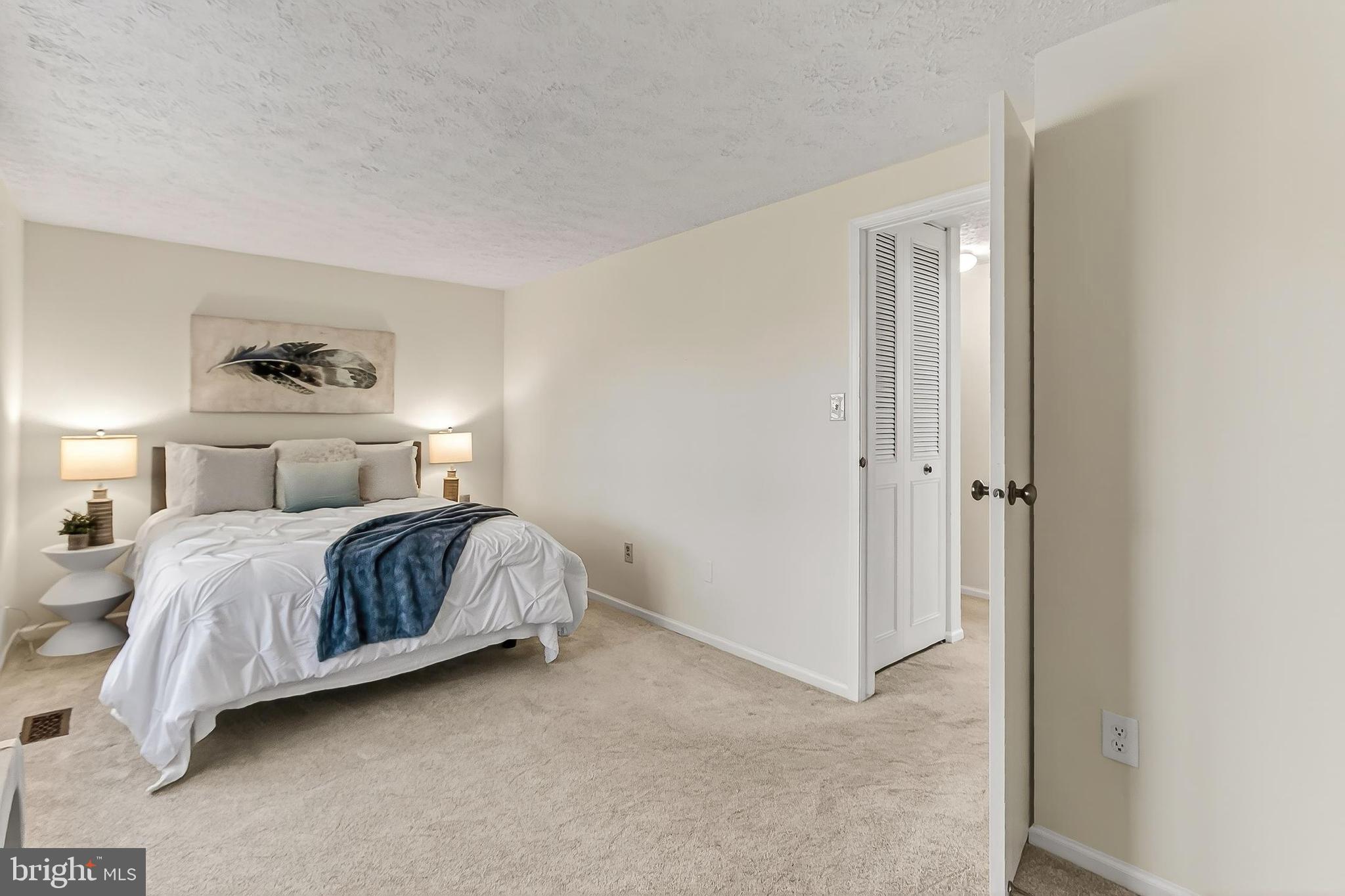 LONDON COMMONS - Residential