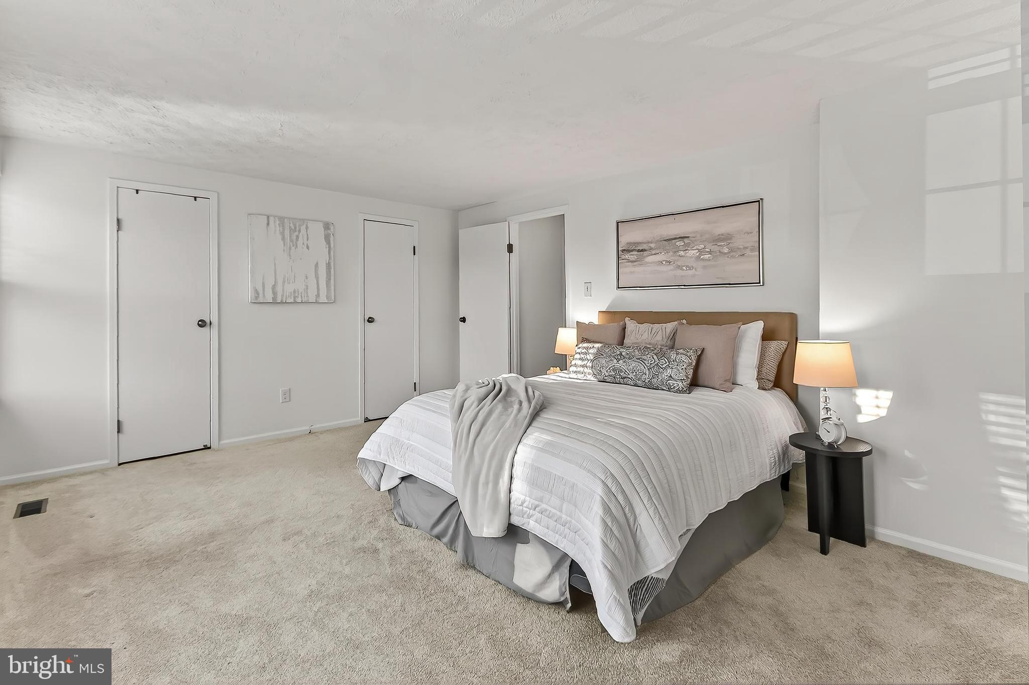 LONDON COMMONS - Residential