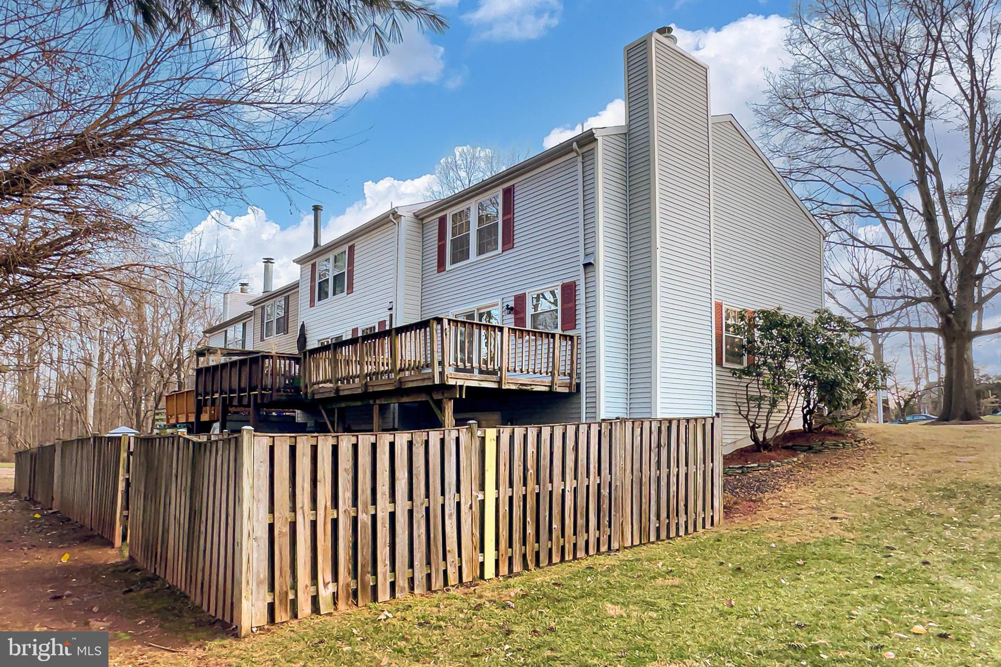 LONDON COMMONS - Residential